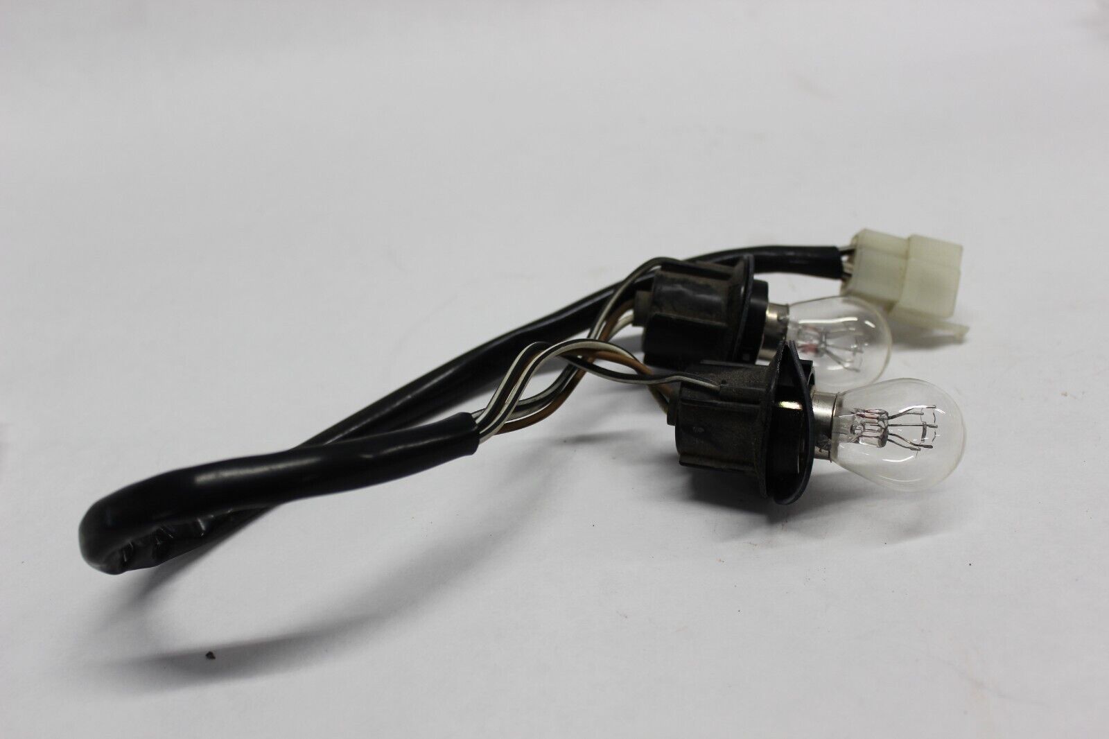 Socket & Cord Assy 35718-33E00 1999 Suzuki GSX-R600