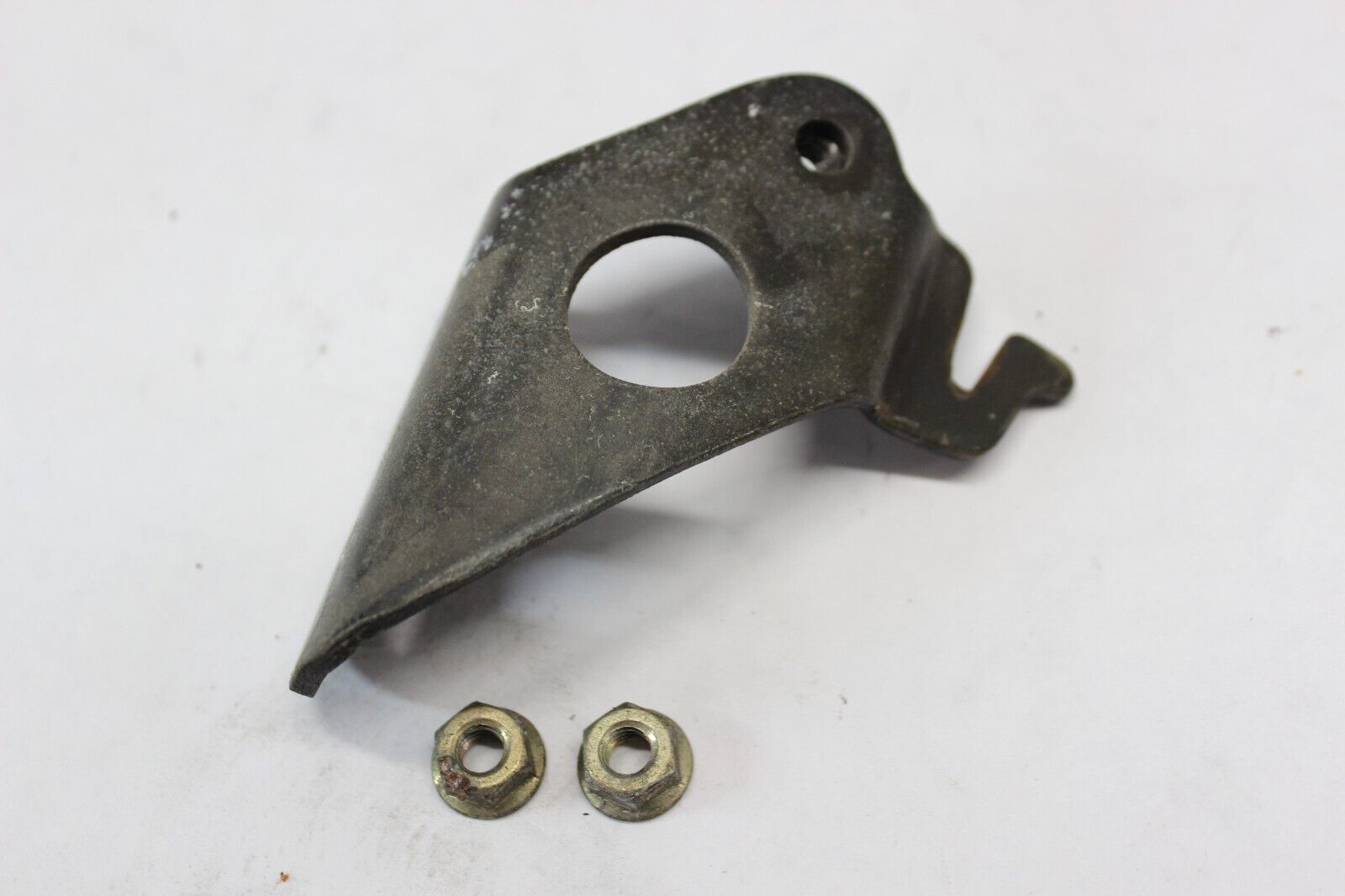 Seat Lock Plate Right 77102-MB1-870 1984 Honda VF700C