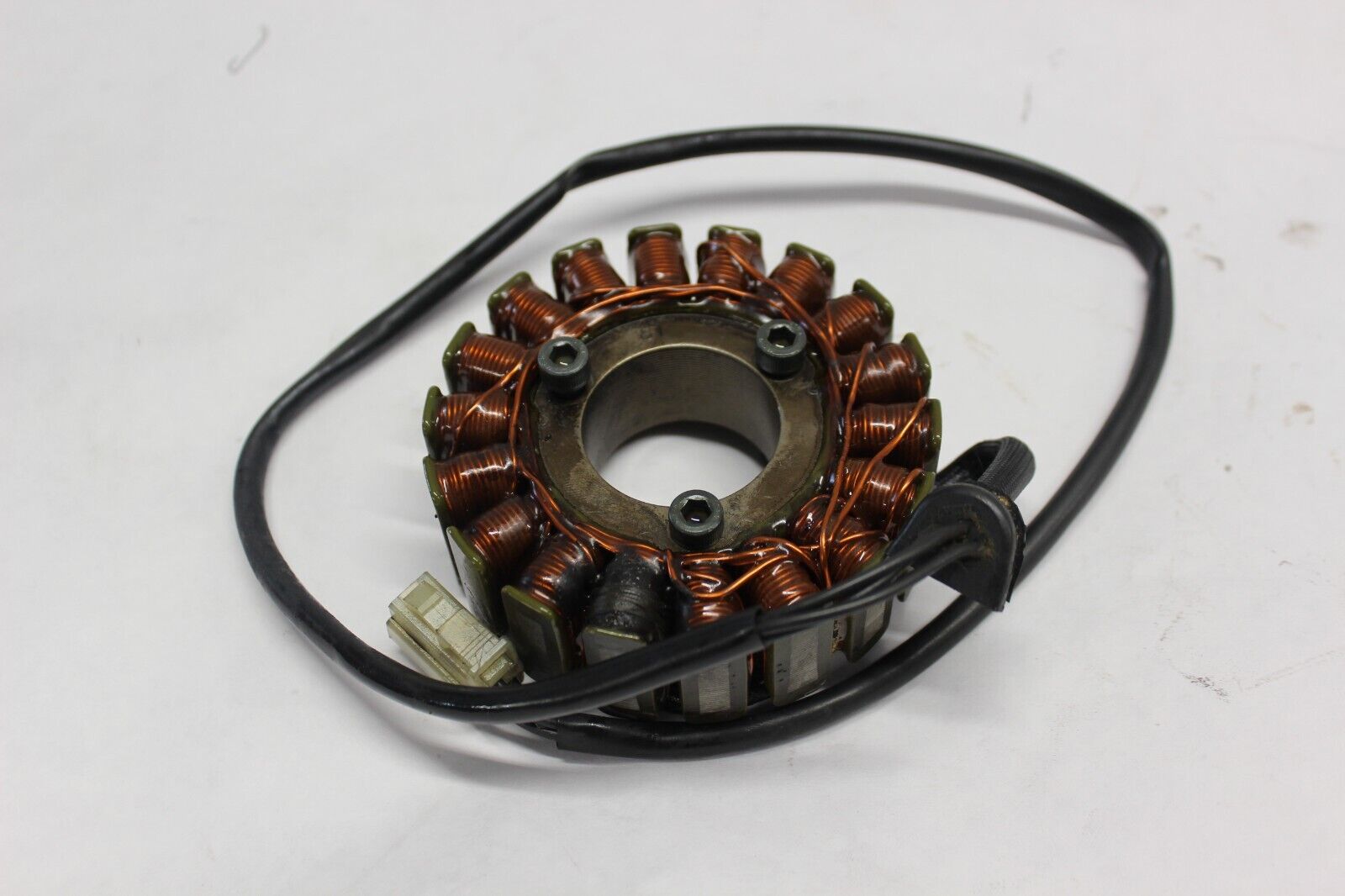 STATOR ASSY 31401-33E00 1999 GSX R600