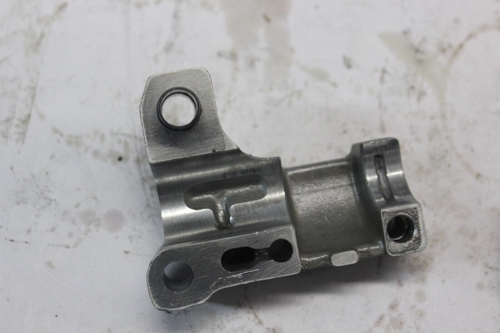 Camshaft Holder B 12212-MB0-773 1984 HONDA VF700C