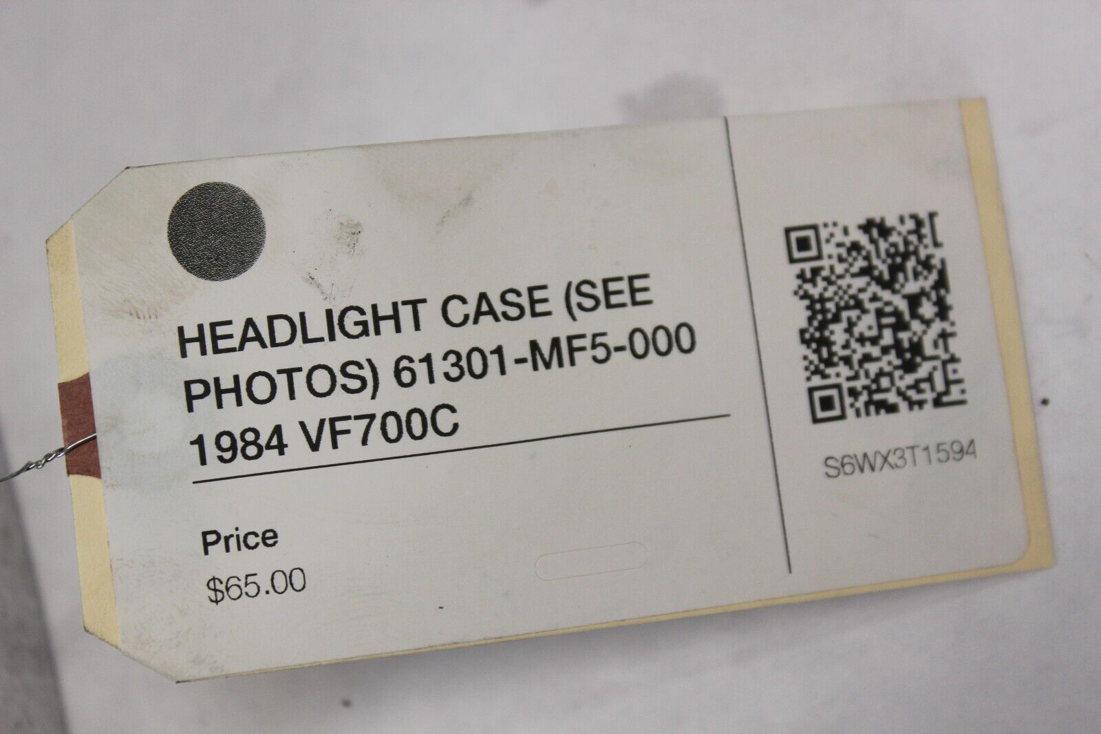 HEADLIGHT CASE (SEE PHOTOS) 61301-MF5-000 1984 Honda VF700C