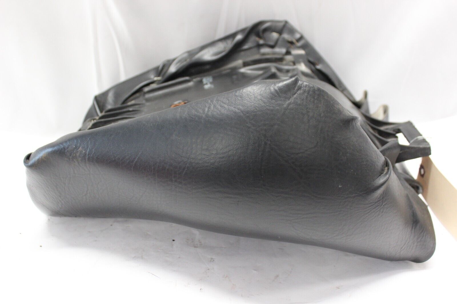 SEAT 77100-MB1-870 1984 Honda VF700C