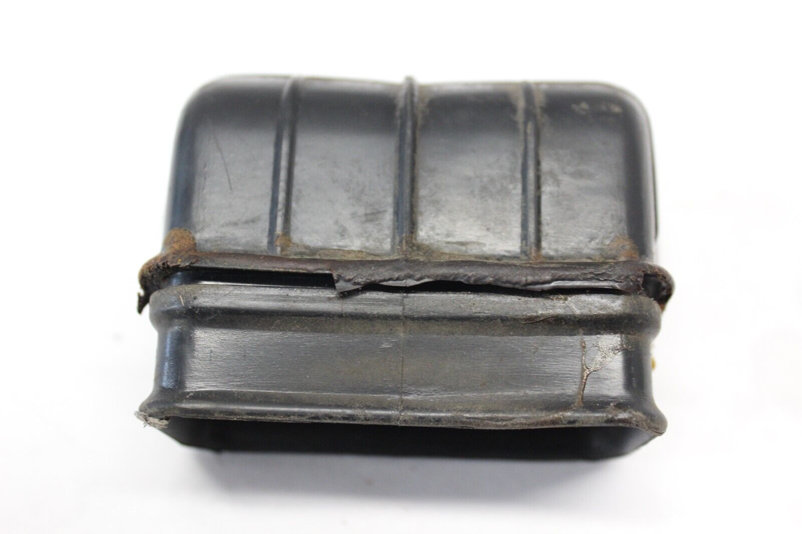 AIR CLEANER INLET DUCT 17254-MB1-670 1984 Honda VF700C