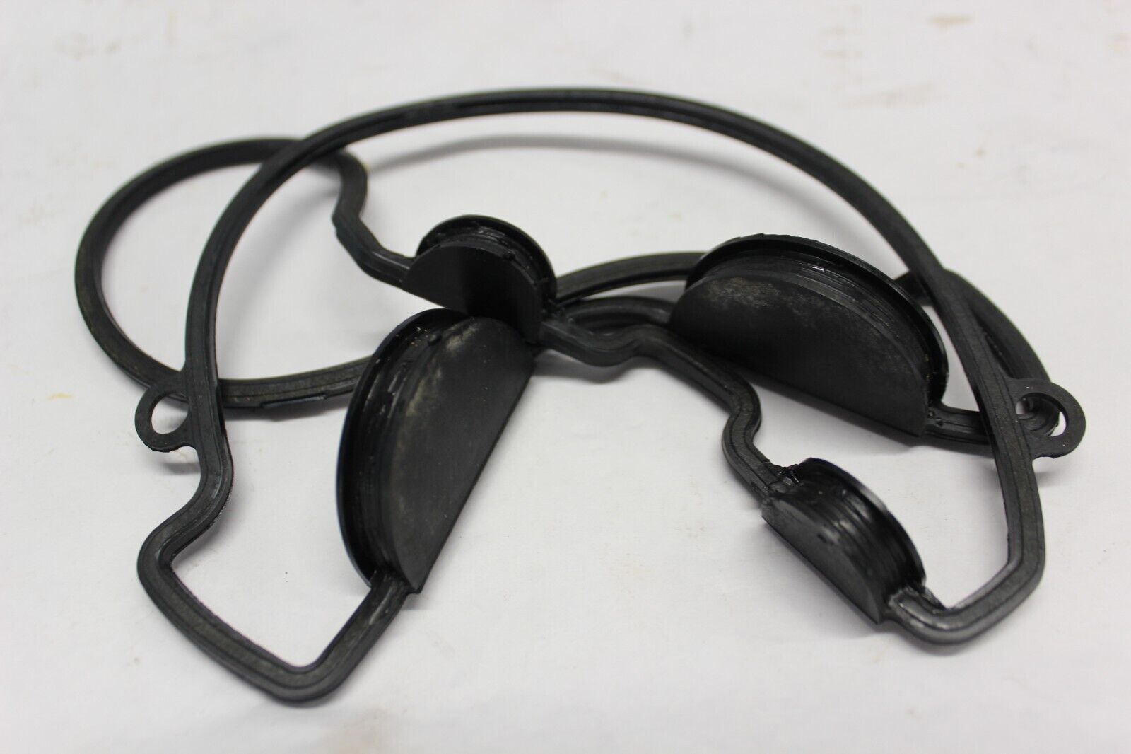 HEAD COVER GASKET 1 11173-33E00 1999 GSX R600