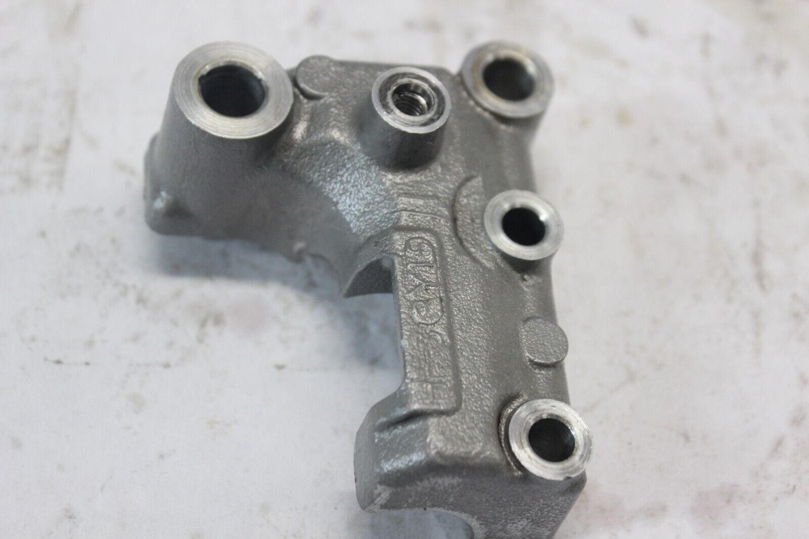 Camshaft Holder B 12212-MB0-773 1984 HONDA VF700C