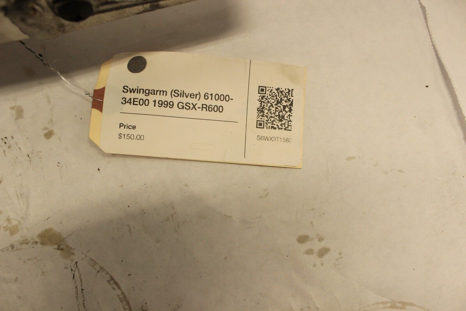 Swingarm (Silver) 61000-34E00 1999 Suzuki GSX-R600