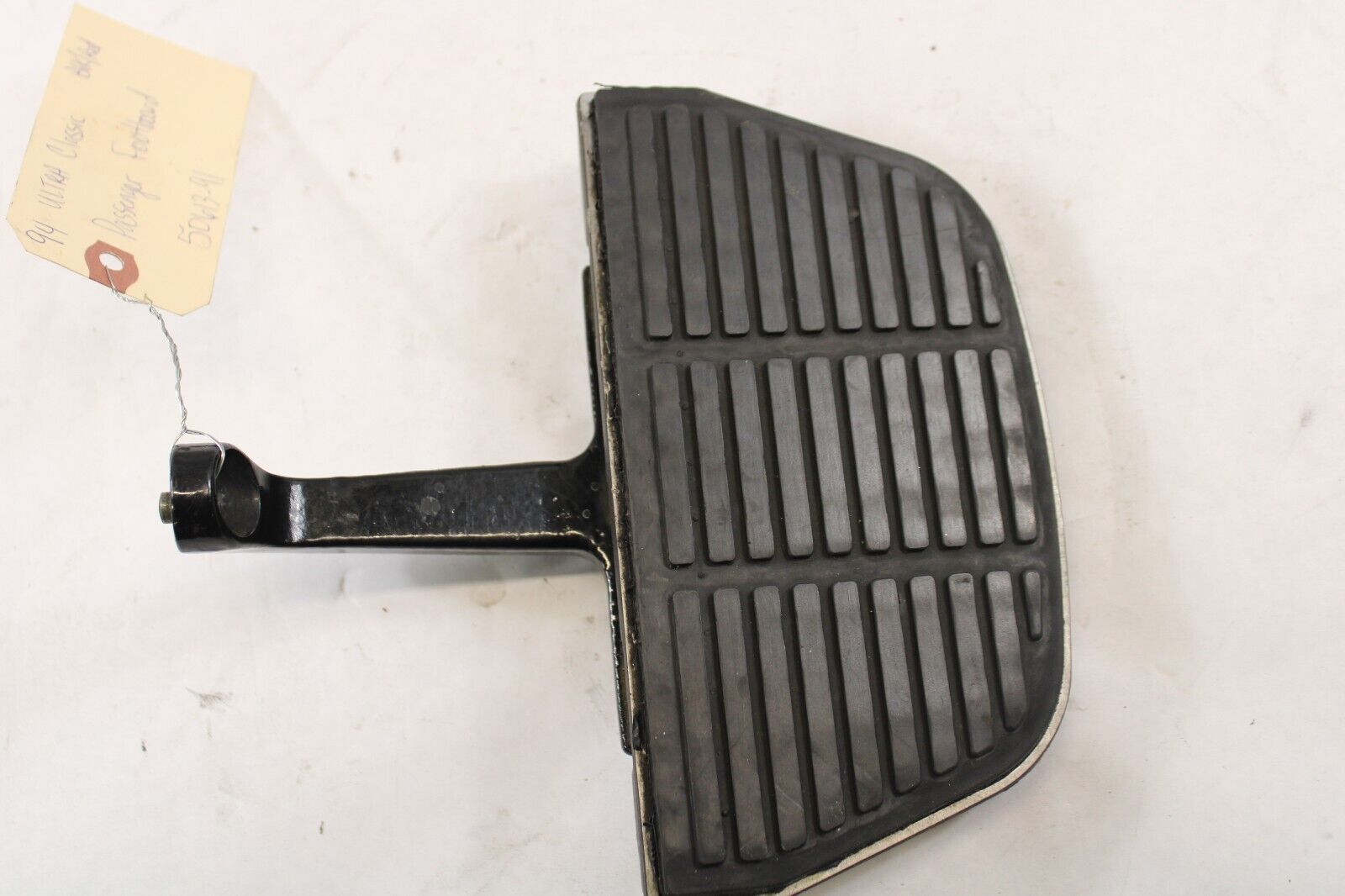 Passenger Footrest 50613-91 1994 Harley Davidson Ultra Classic