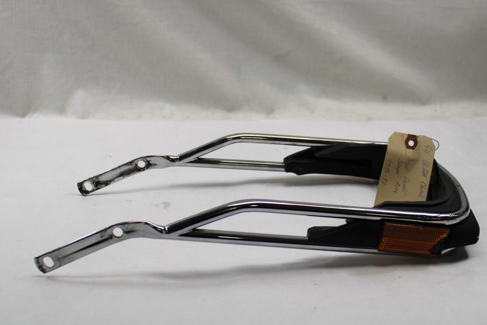 Front Fender Bumper Assy. 91085-83 1994 Harley Davidson Ultra Classic