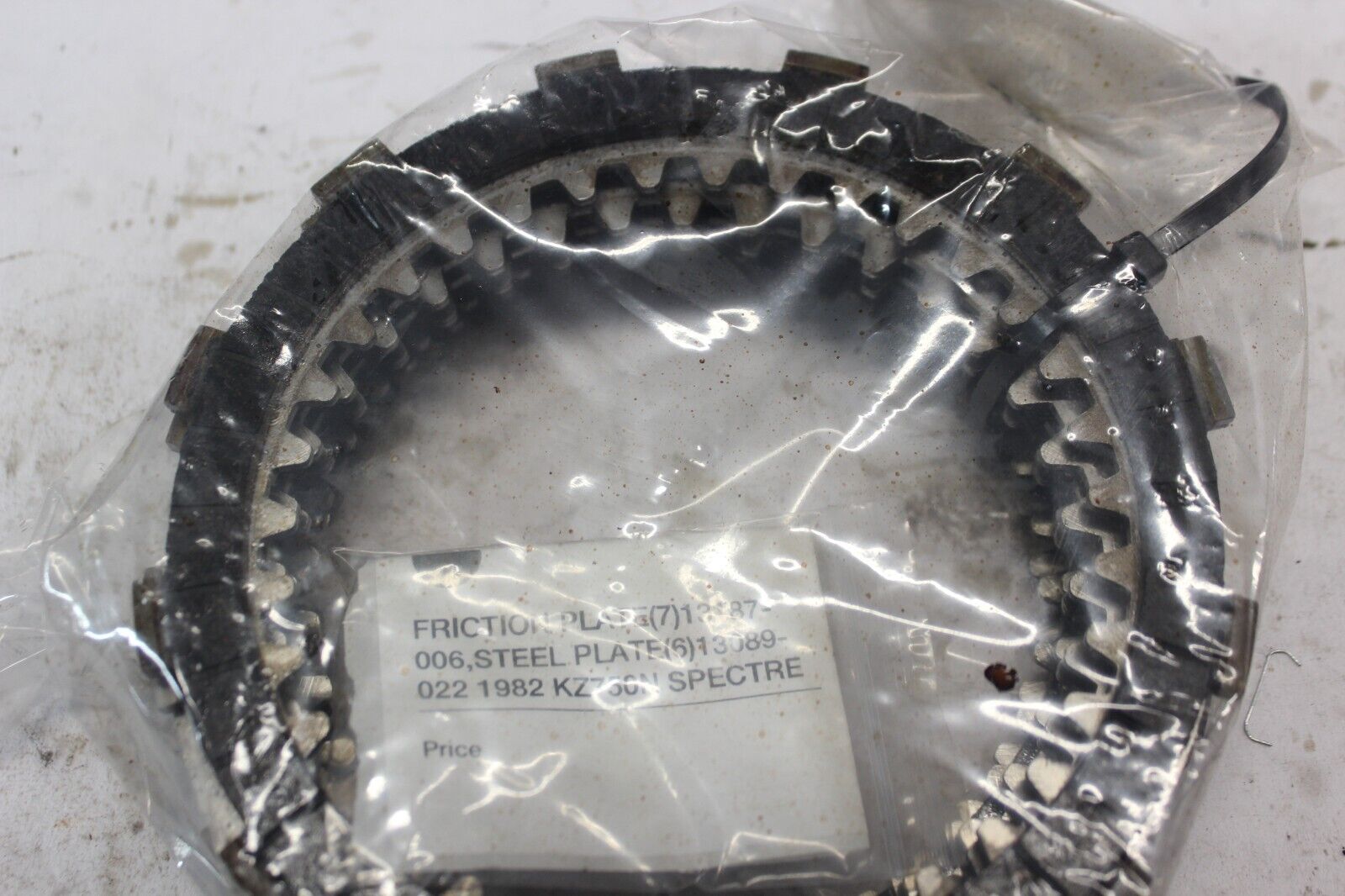 FRICTION PLATE( 7) 13187-006,STEEL PLATE (6) 13089-022 1982 KZ750N SPECTRE