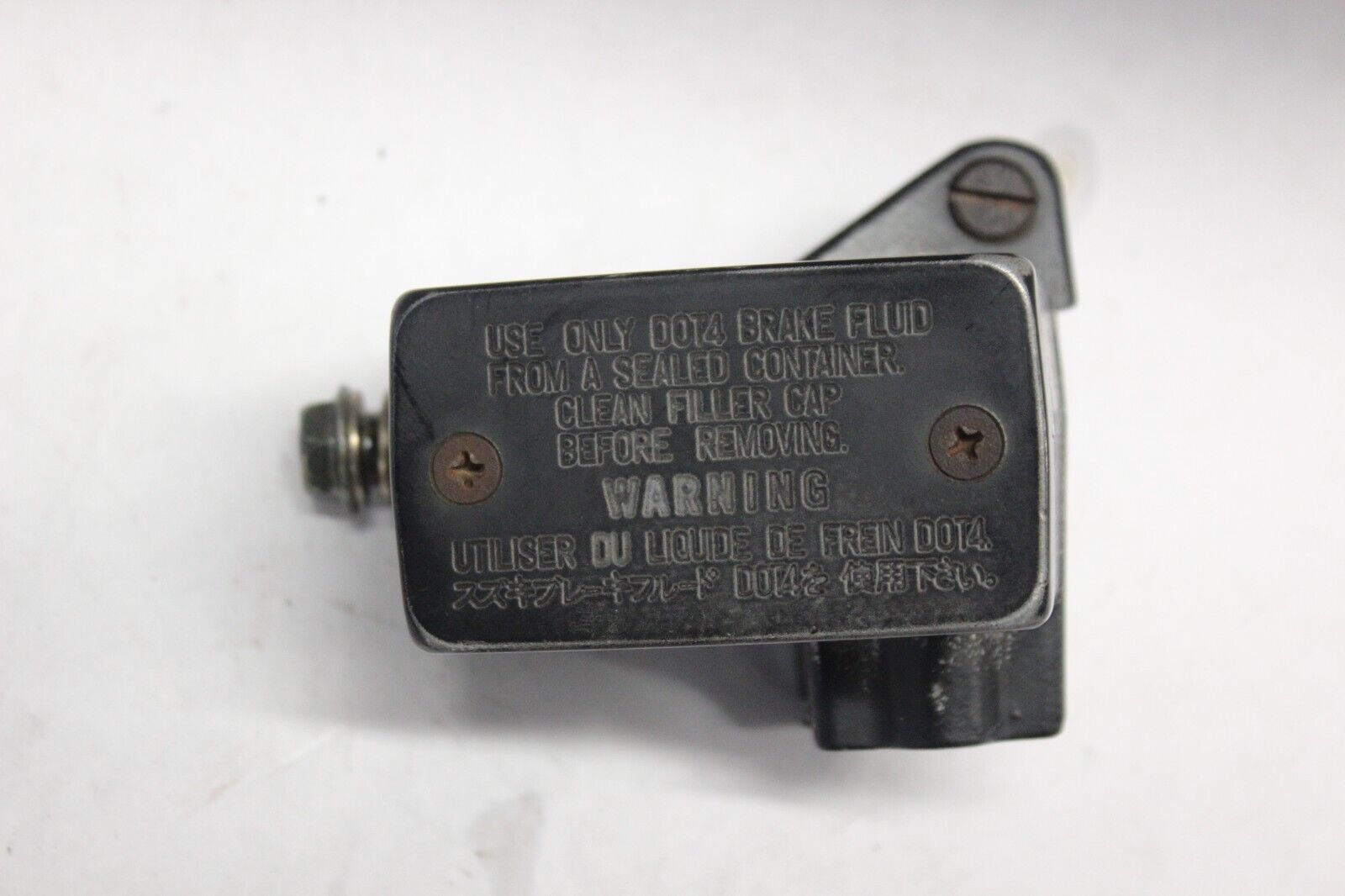 FRONT BRAKE MASTER CYLINDER 59600-20C00 2001 GSF1200 SUZUKI BANDIT