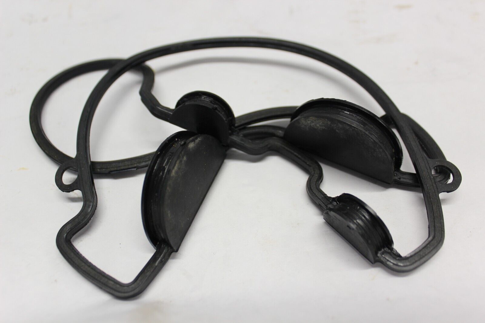 HEAD COVER GASKET 1 11173-33E00 1999 GSX R600