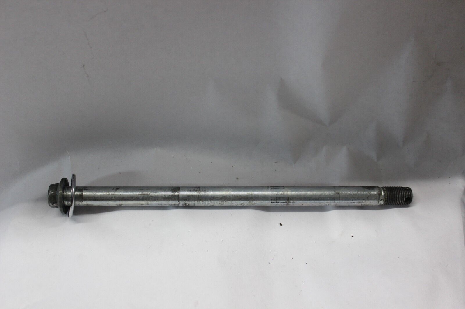 REAR AXLE 41068-1086 1982 Kawasaki Spectre KZ750N