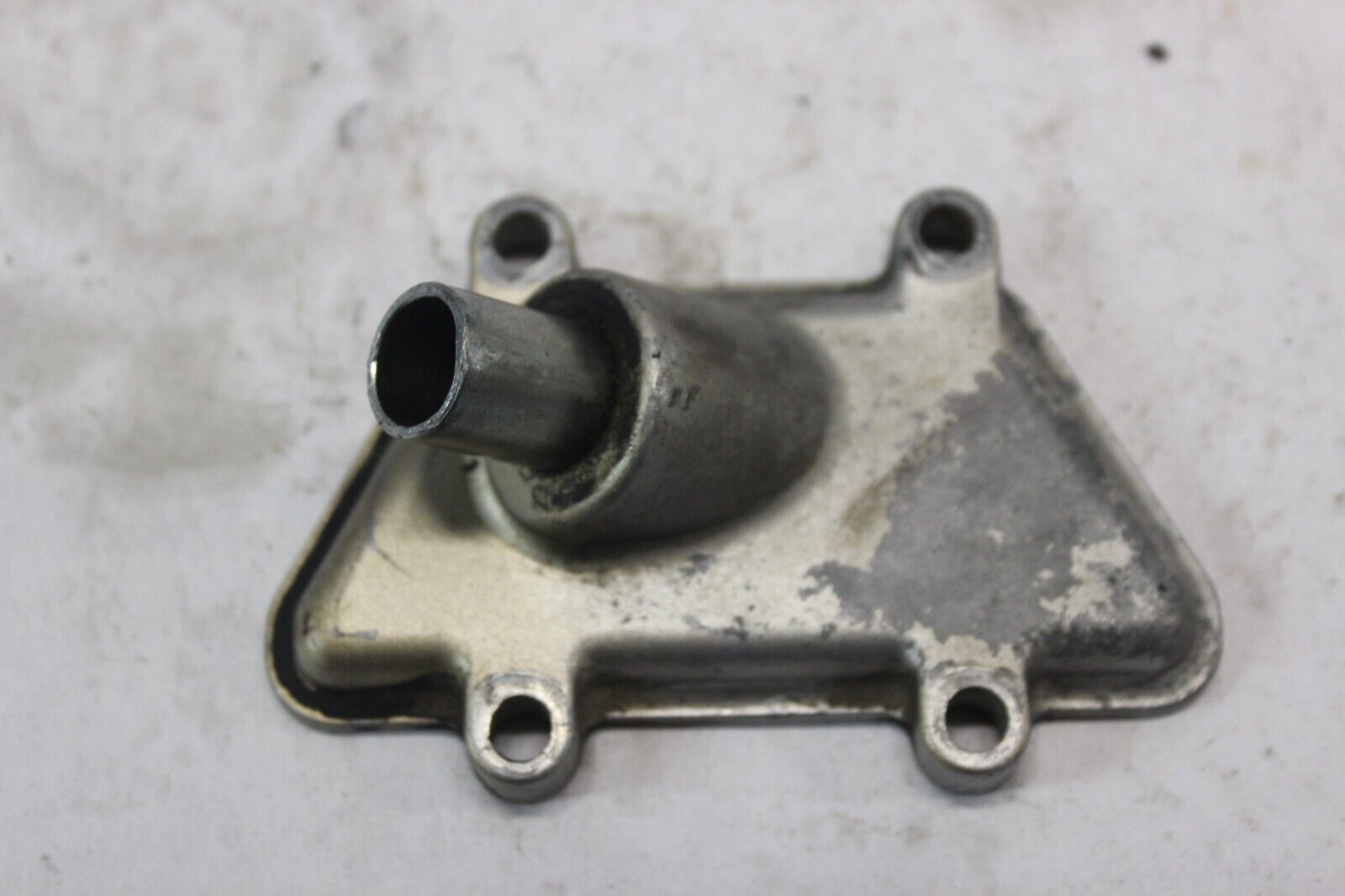 REED VALVE CAP RIGHT 11012-1230 1982 KZ750N SPECTRE
