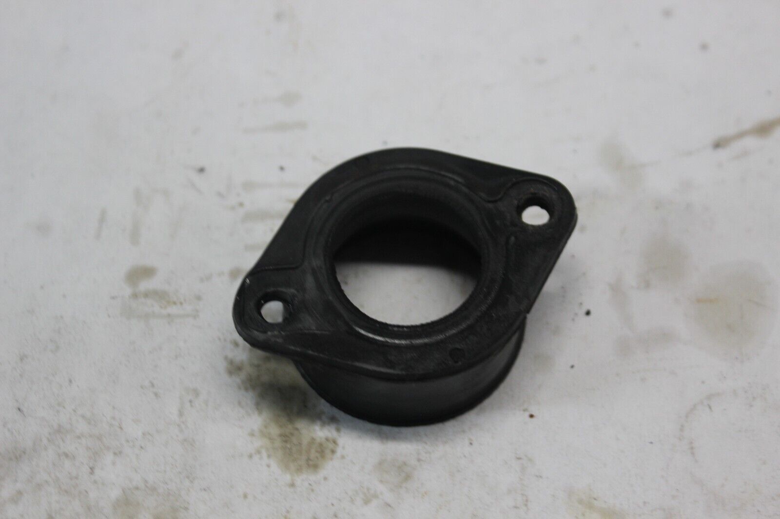 CARB HOLDER 16065-1132 1982 KZ750N SPECTRE
