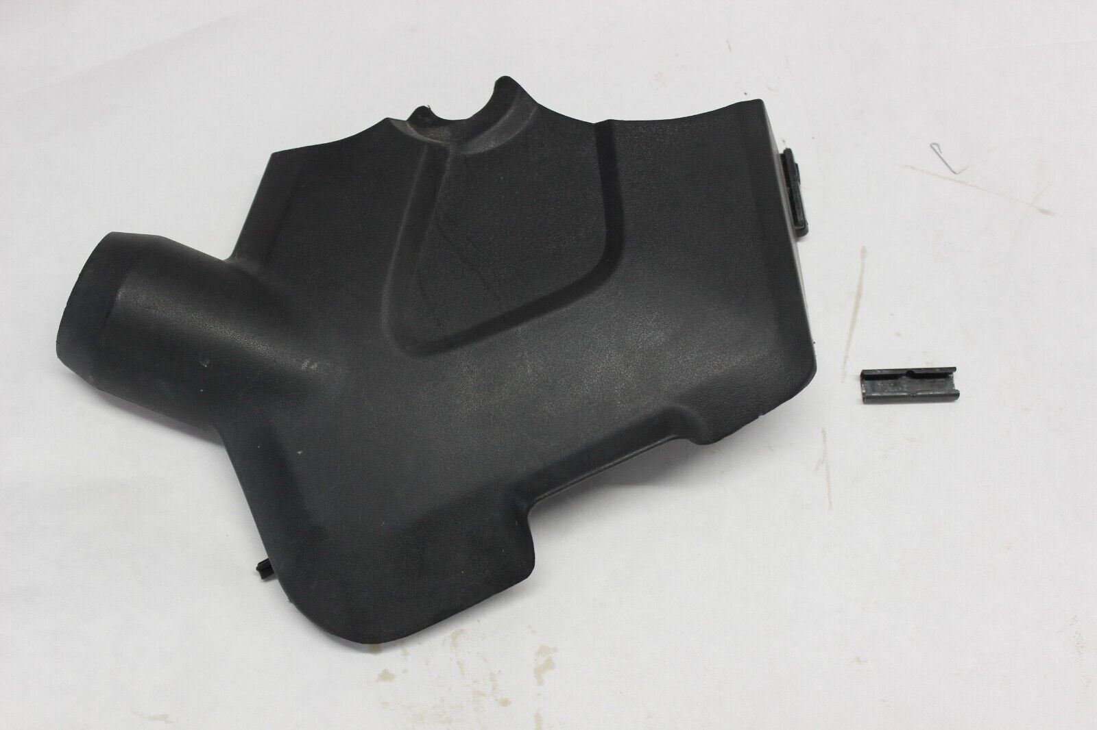 FRONT RIGHT SIDE COVER 63500-MEA-670 2005 Honda VTX1300S