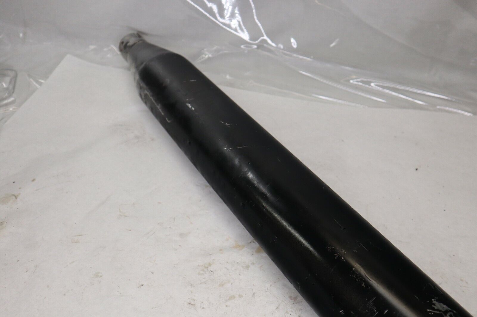 OEM Harley Davidson LEFT Exhaust 4" Muffler 2010 Streetglide Black