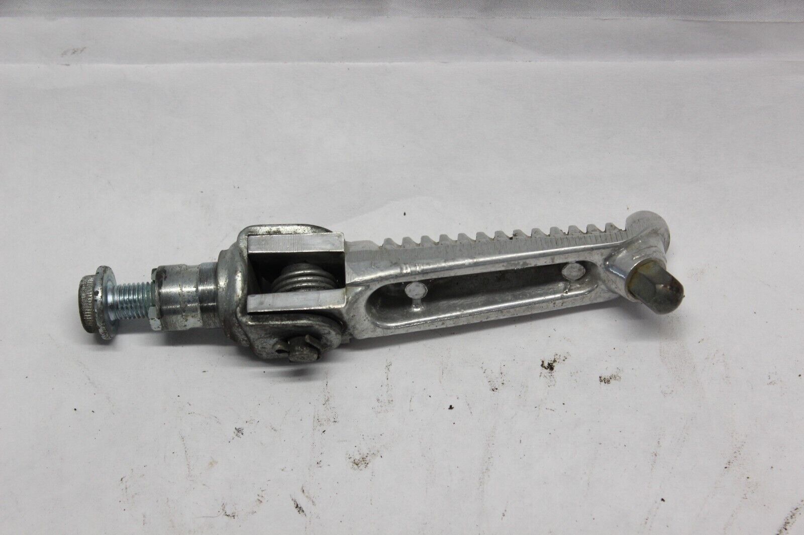 FRONT FOOTREST ASSY LEFT 43591-02F01 1999 Suzuki GSX-R600