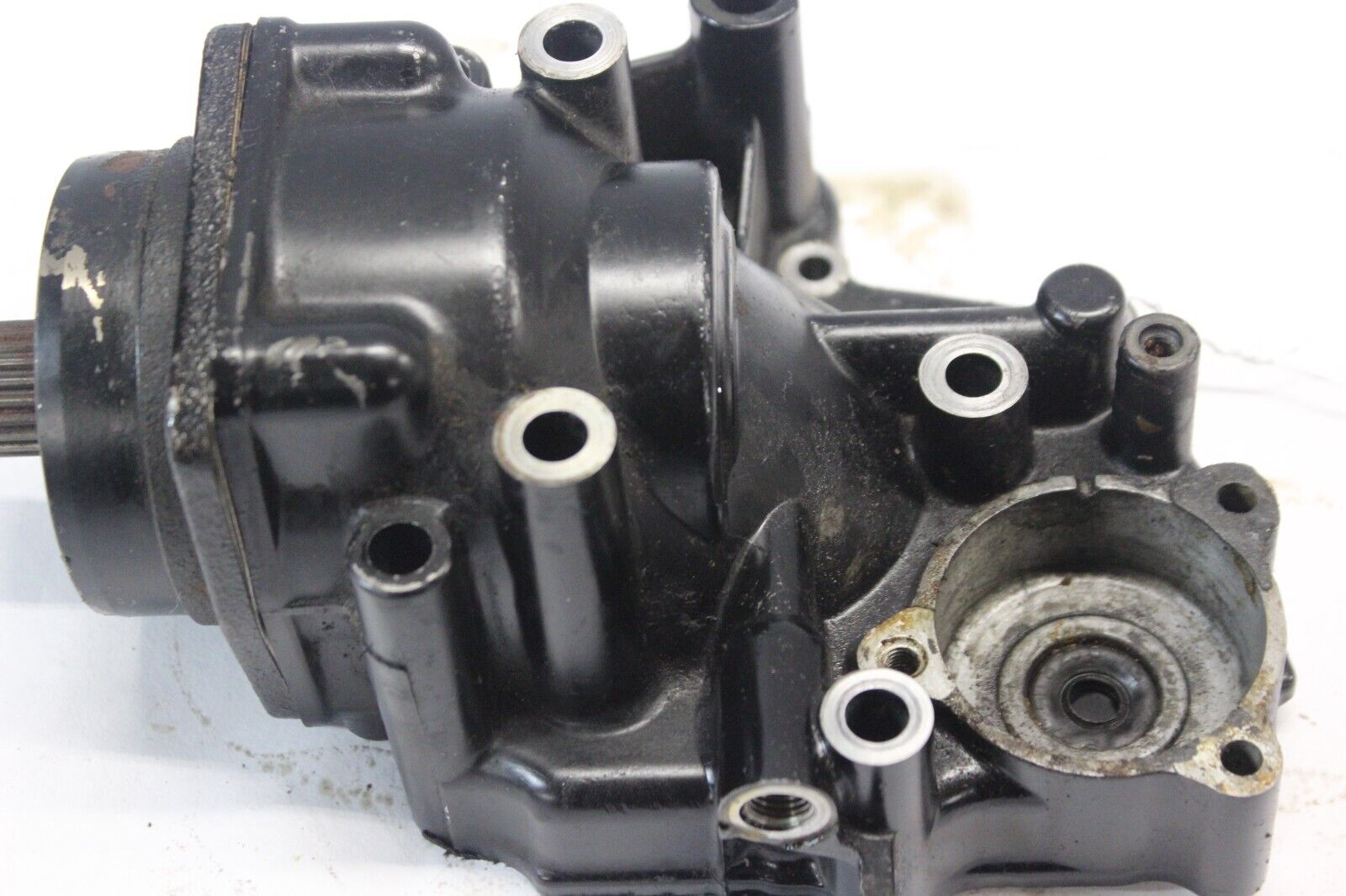 Side Gear Case (W/CROSS SHAFT) SEE PHOTOS 21200-MB0-000 1984 HONDA VF700C