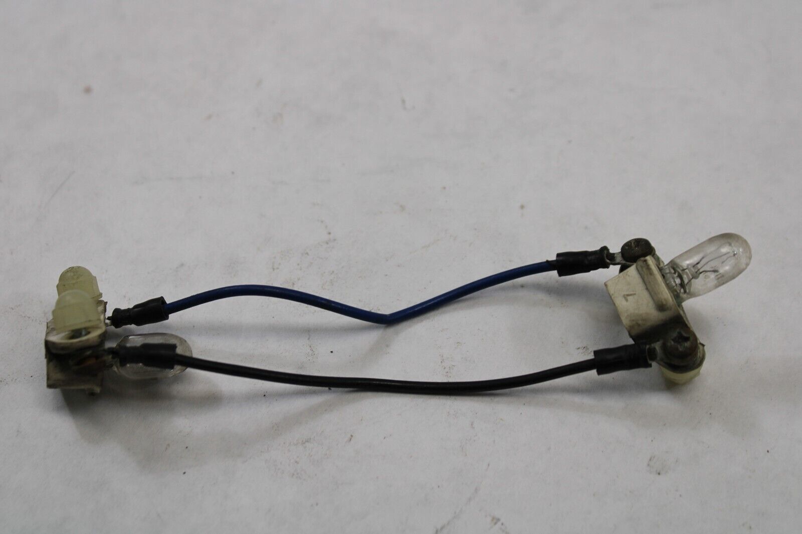 Tour-Pak Side Light Assy 70643-79, 70644-79 1994 Harley Davidson Ultra Classic