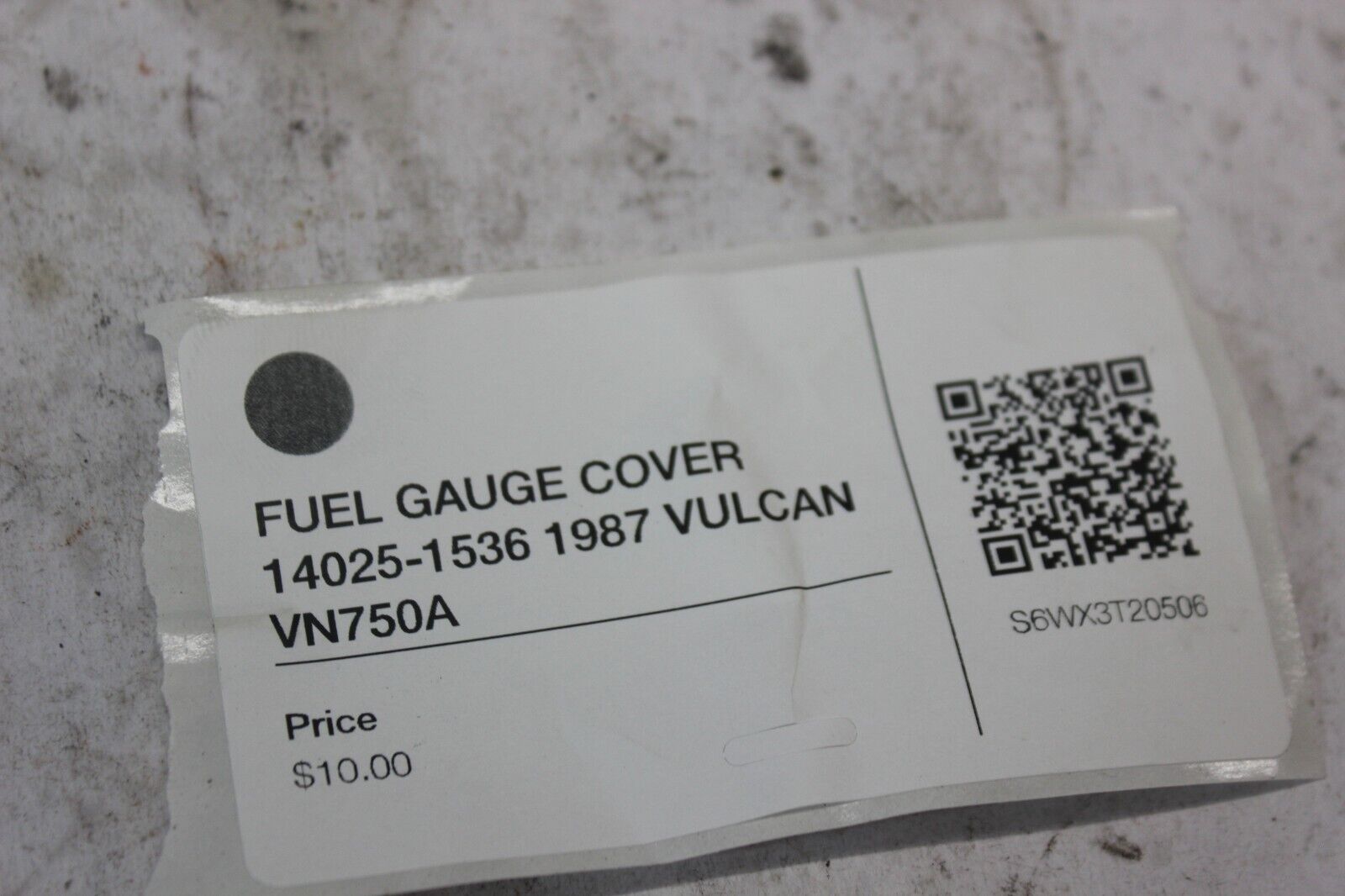 FUEL GAUGE COVER 14025-1536 1987 VULCAN VN750A