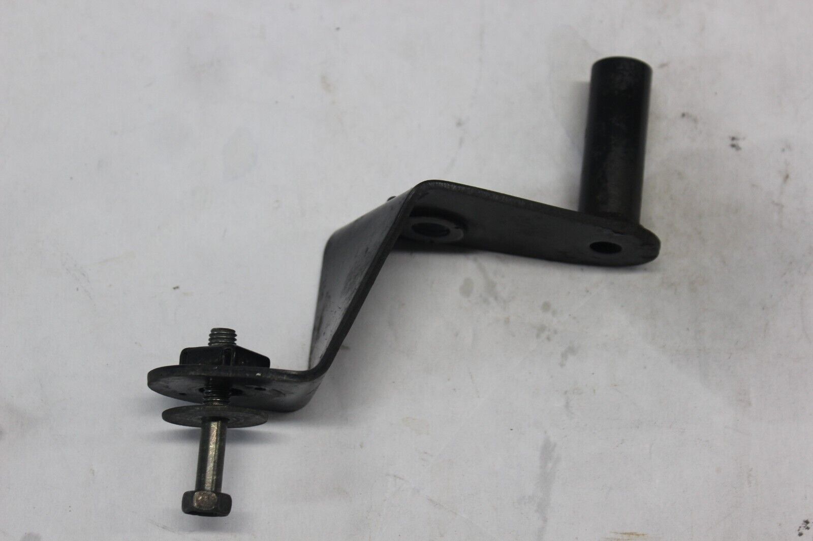 FRONT MUFFLER BRACKET 14410-10G00 2006 BURGMAN AN650K6