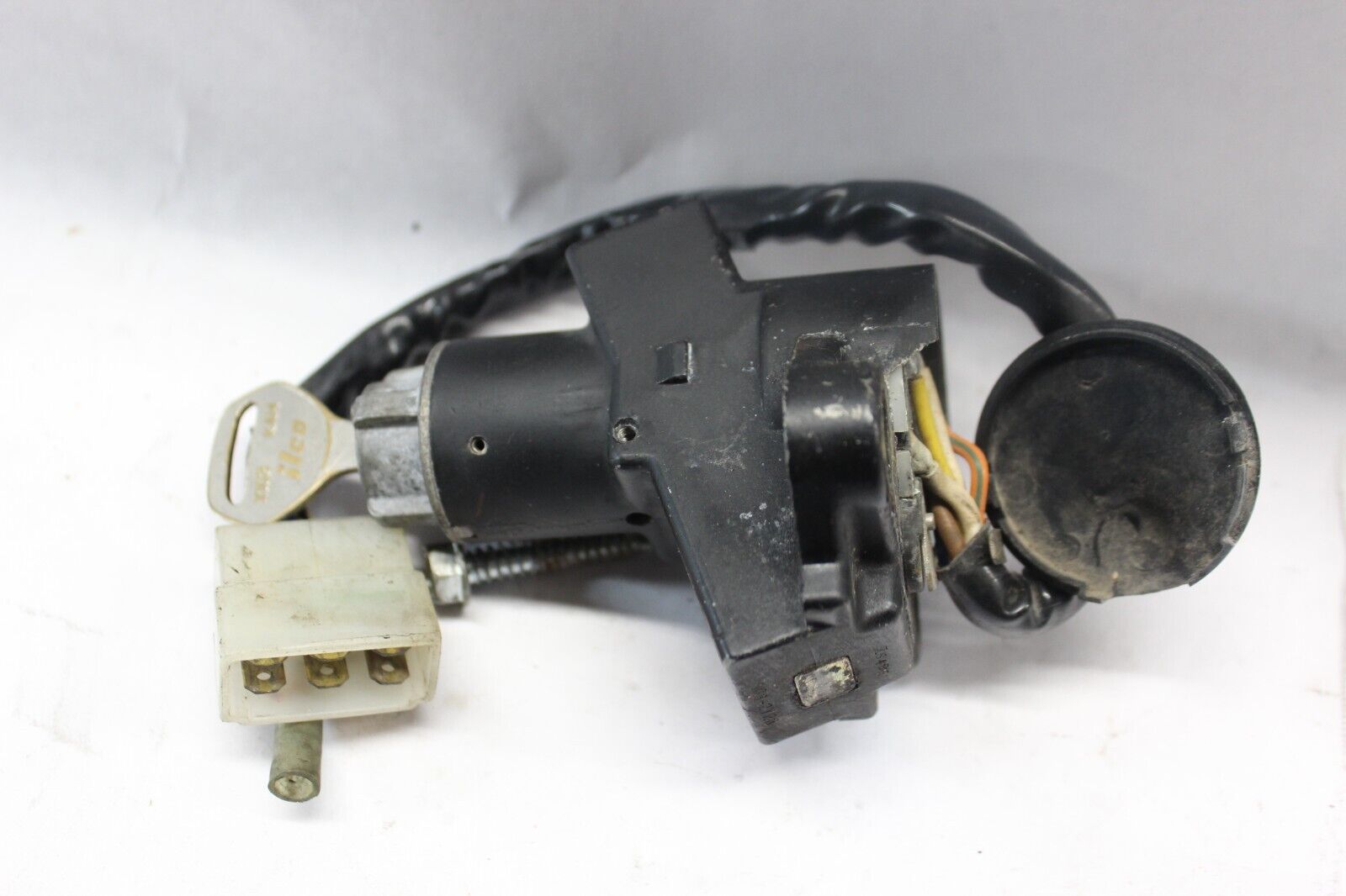IGNITION SWITCH W/KEY 27005-5024 1982 Kawasaki Spectre KZ750N