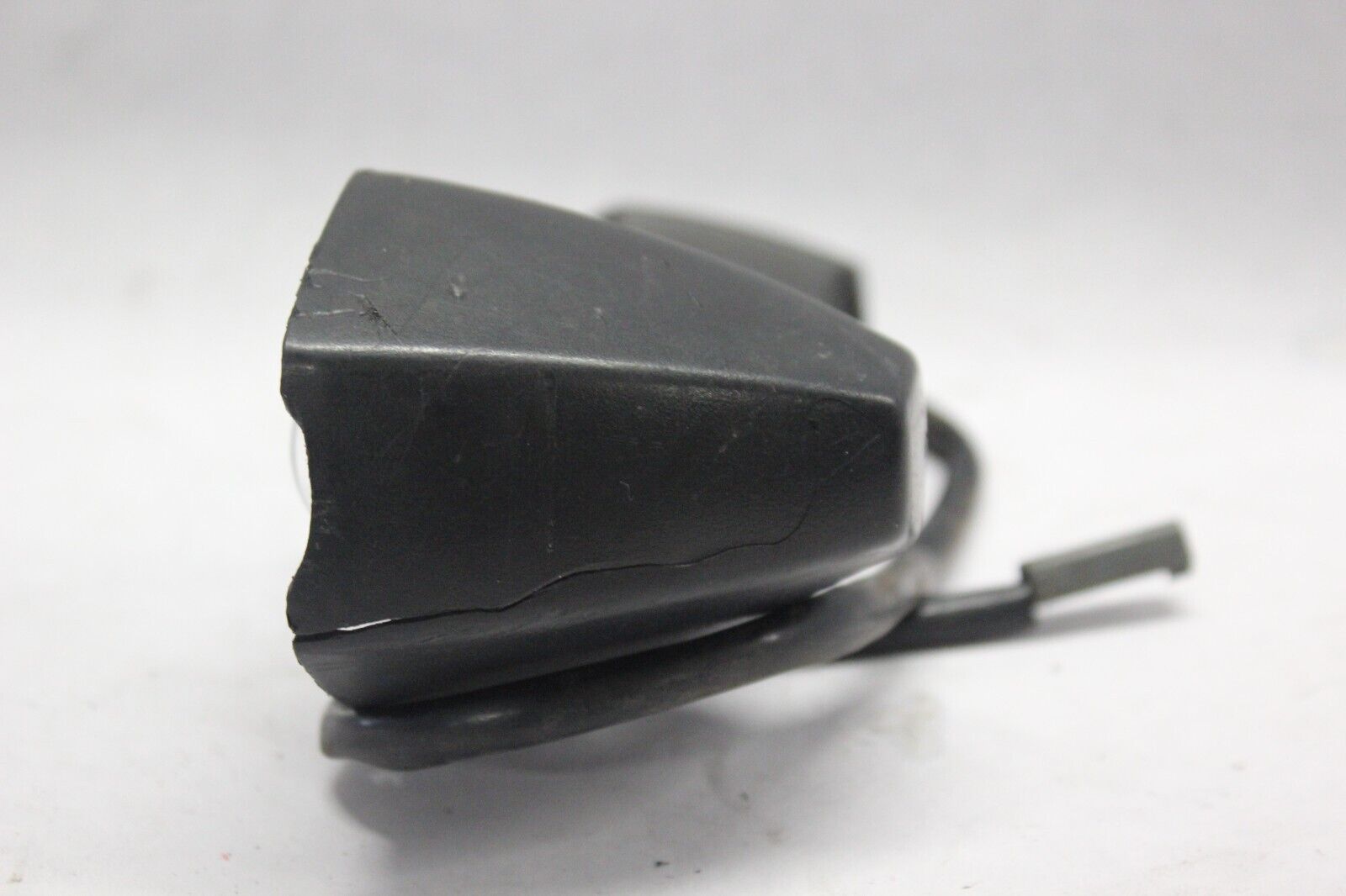 REAR TURN SIGNAL LEFT (NO LENS) 35604-31F30 2001 GSF1200 SUZUKI BANDIT