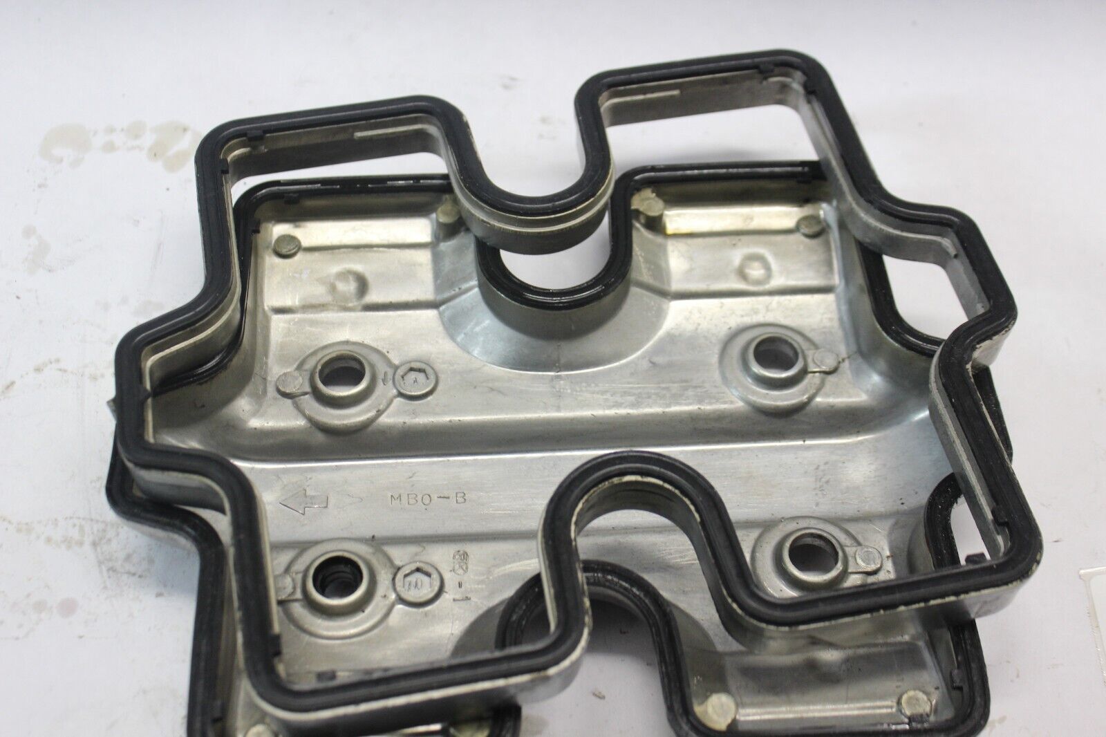 Cylinder Head Cover B 12321-MB0-000 1984 HONDA VF700C