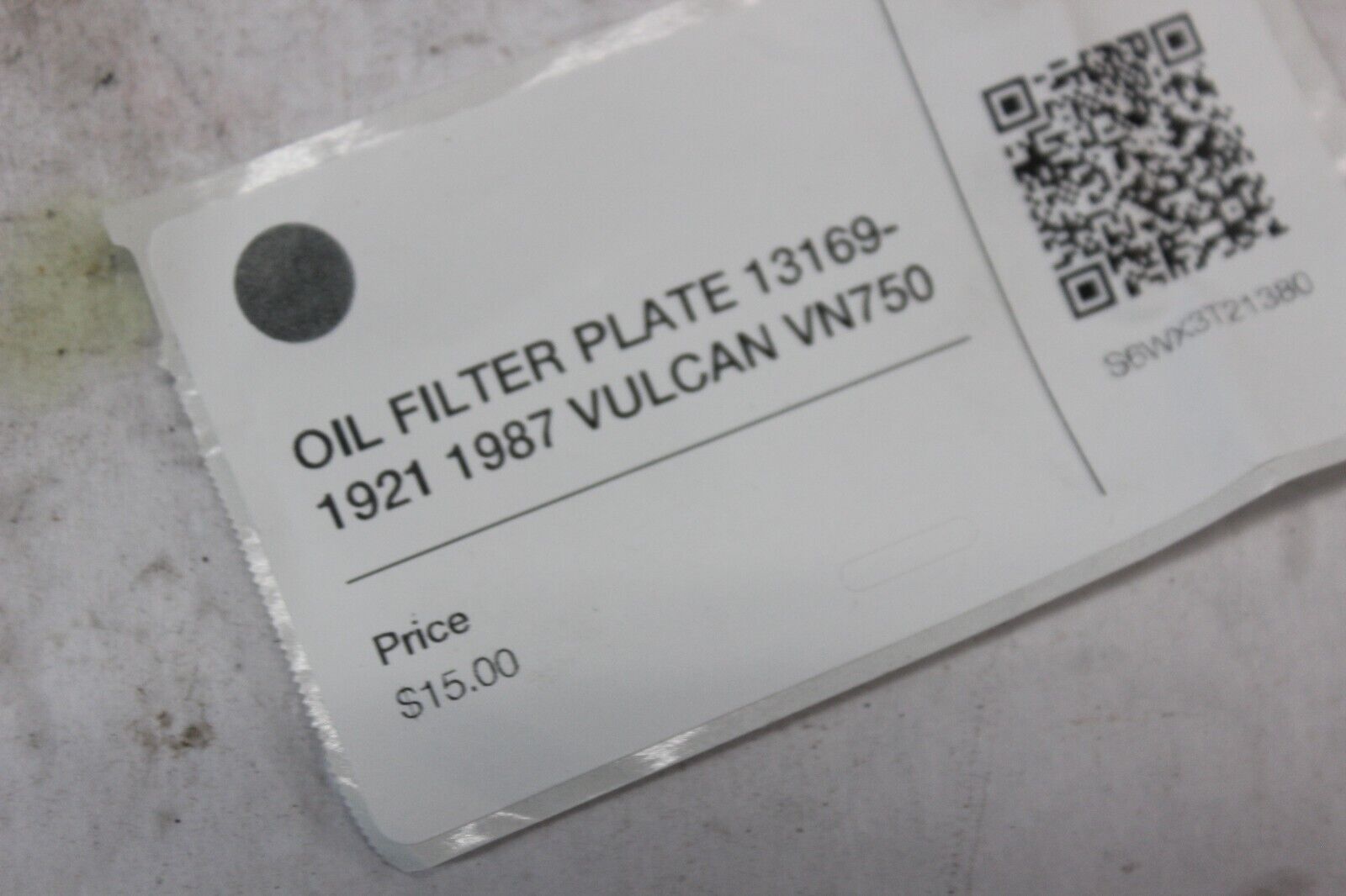 OIL FILTER PLATE 13169-1921 1987 VULCAN VN750