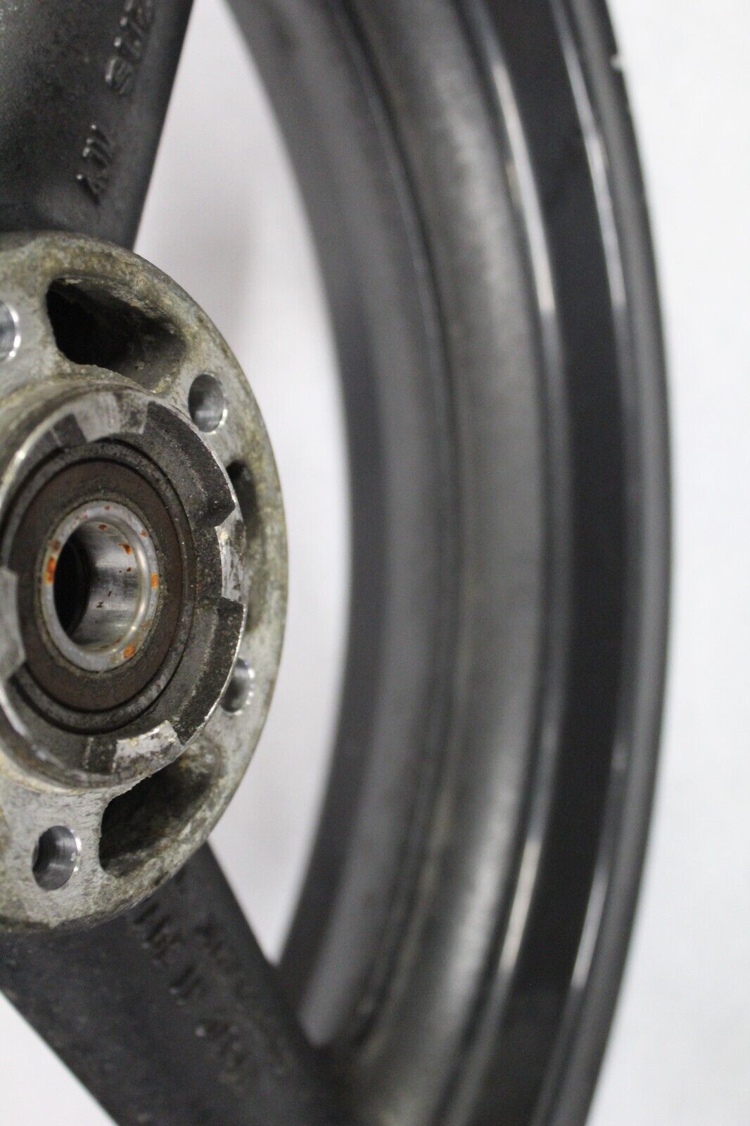 Front Wheel 17" X 3.5" 2001 Suzuki Bandit 54111-17E11-35W