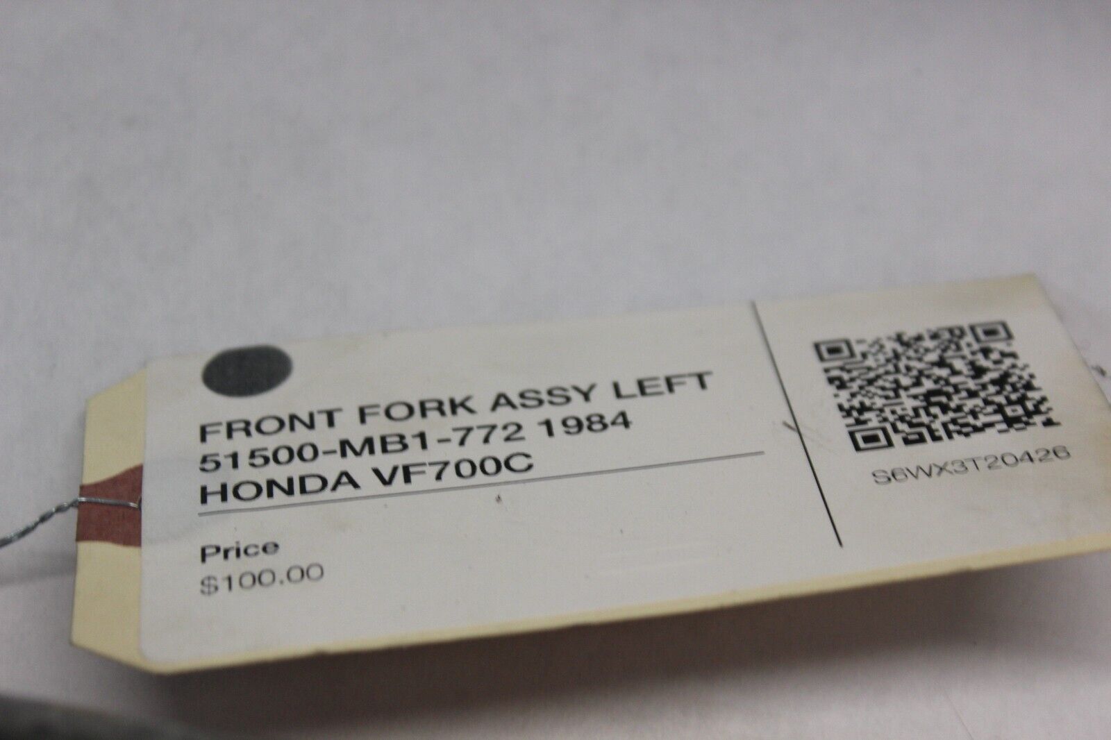 FRONT FORK ASSY LEFT 51500-MB1-772 1984 HONDA VF700C