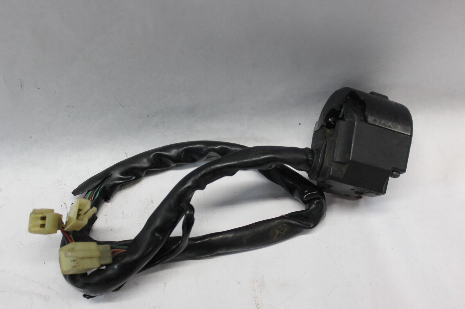 TURN SIGNAL SWITCH ASSY LEFT 46091-1237 1982 Kawasaki Spectre KZ750N