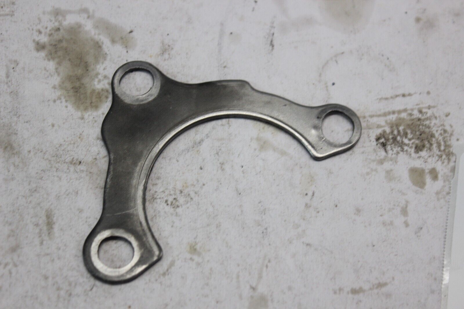 CRANKCASE POSITIONING PLATE 14014-1007 1982 KZ750N SPECTRE