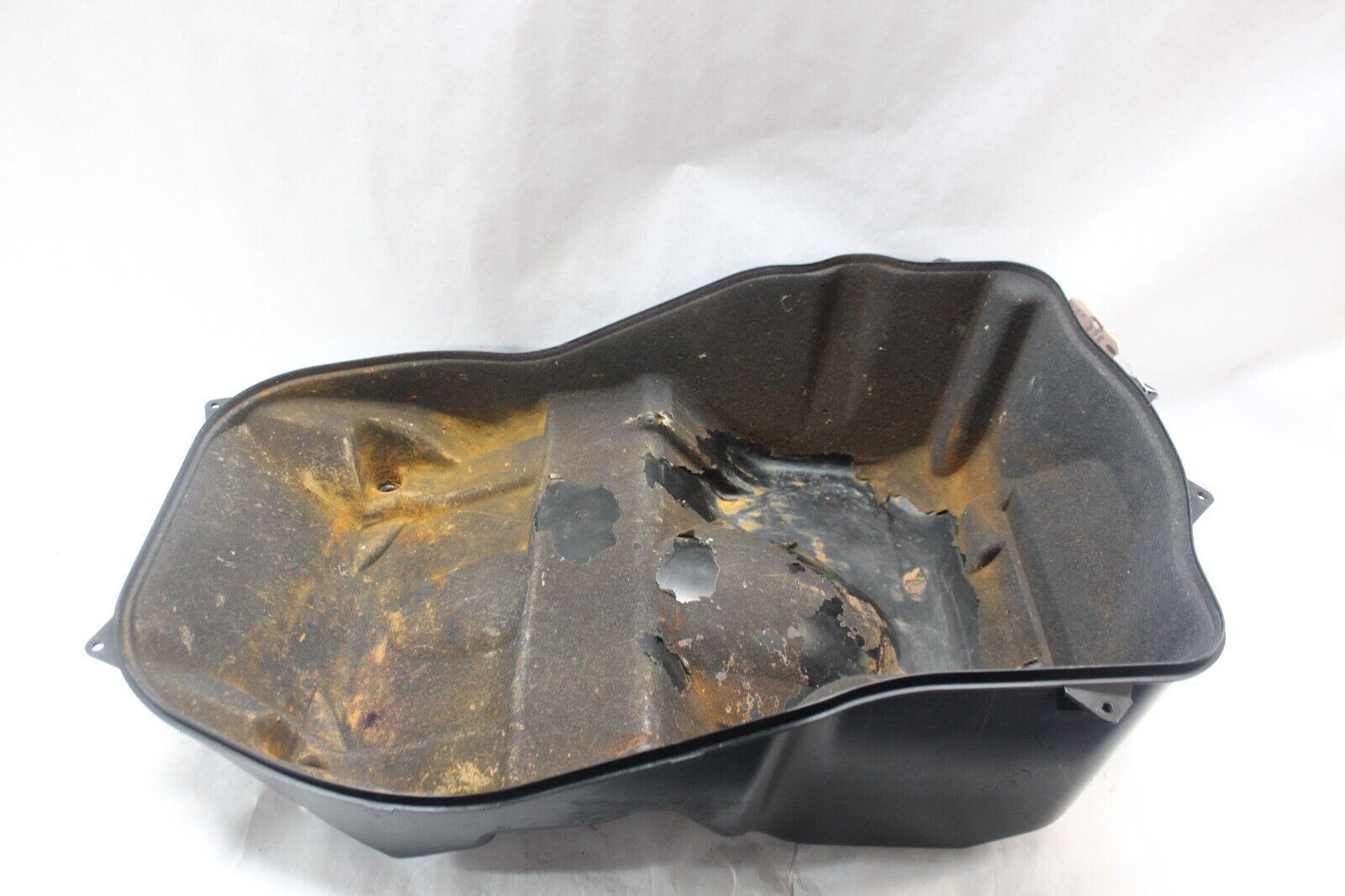 HELMET LOWER BOX 92211-10G10 2006 BURGMAN AN650K6