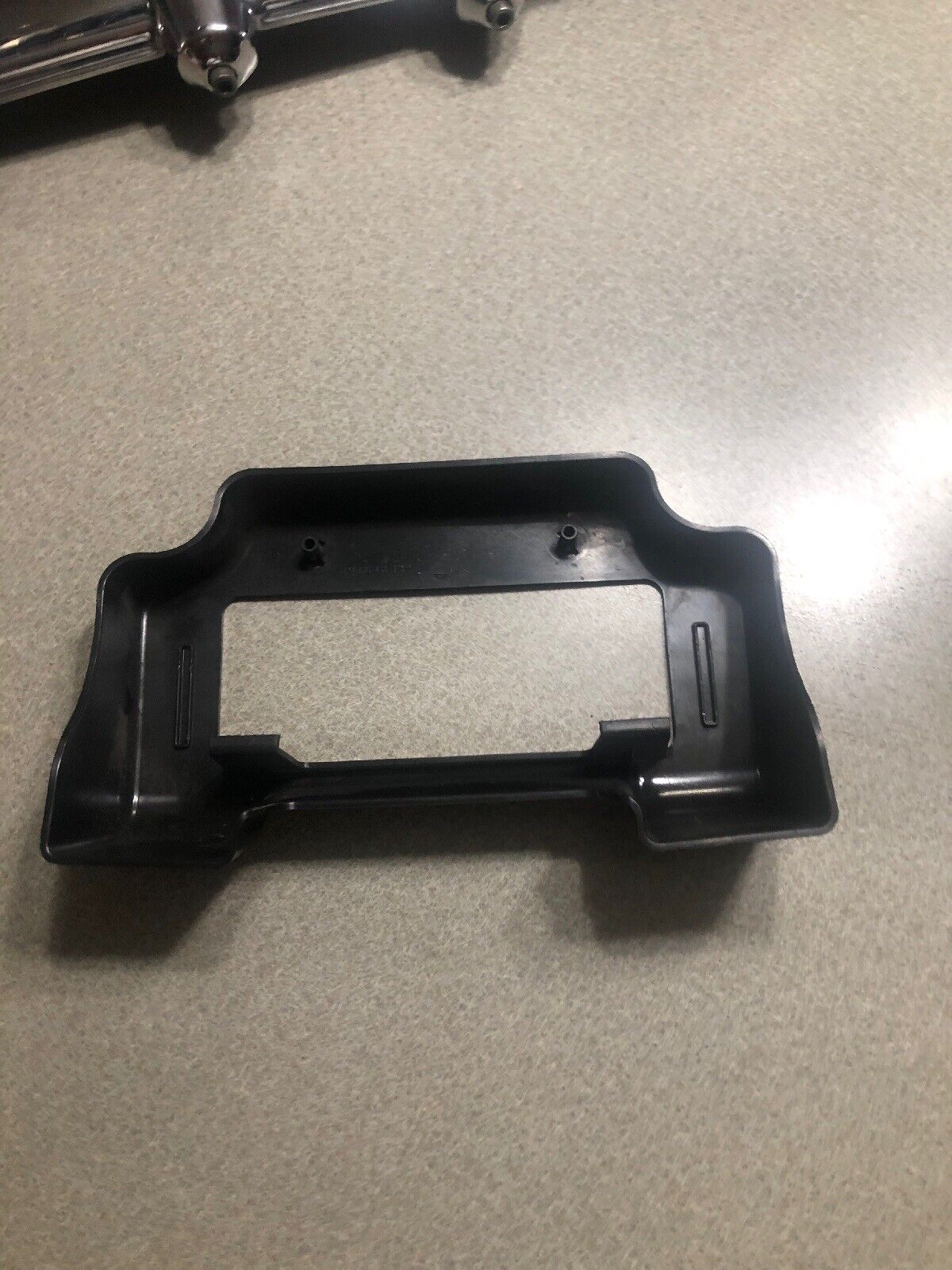 HARLEY-DAVIDSON OEM OIL COOLER GRILL GUARD 62533-11 Touring Models