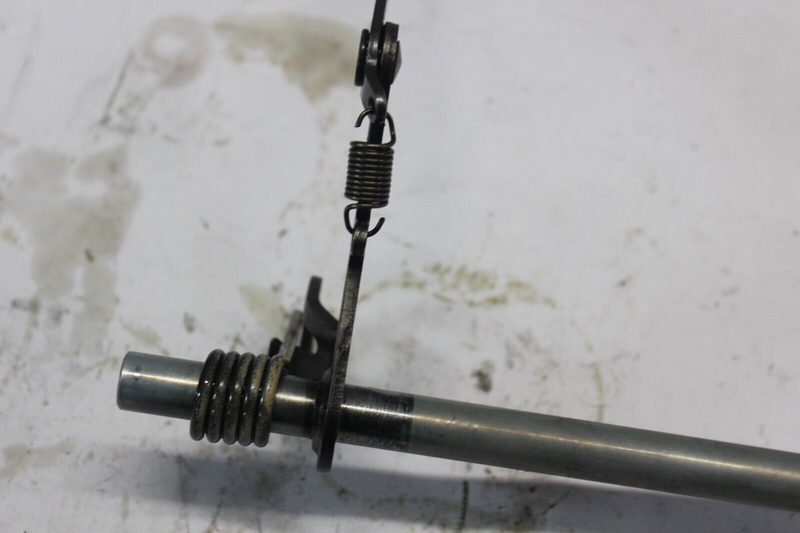 GEARSHIFT SPINDLE 24610-MB0-000 1984 HONDA VF700C
