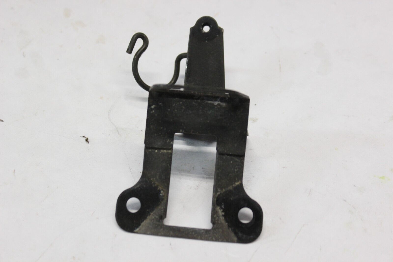 CONNECTOR HOLDER PLATE 61309-MB1-870 1984 Honda VF700C