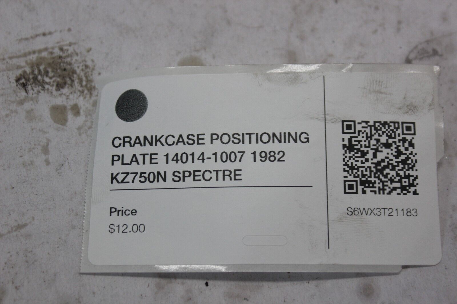 CRANKCASE POSITIONING PLATE 14014-1007 1982 KZ750N SPECTRE