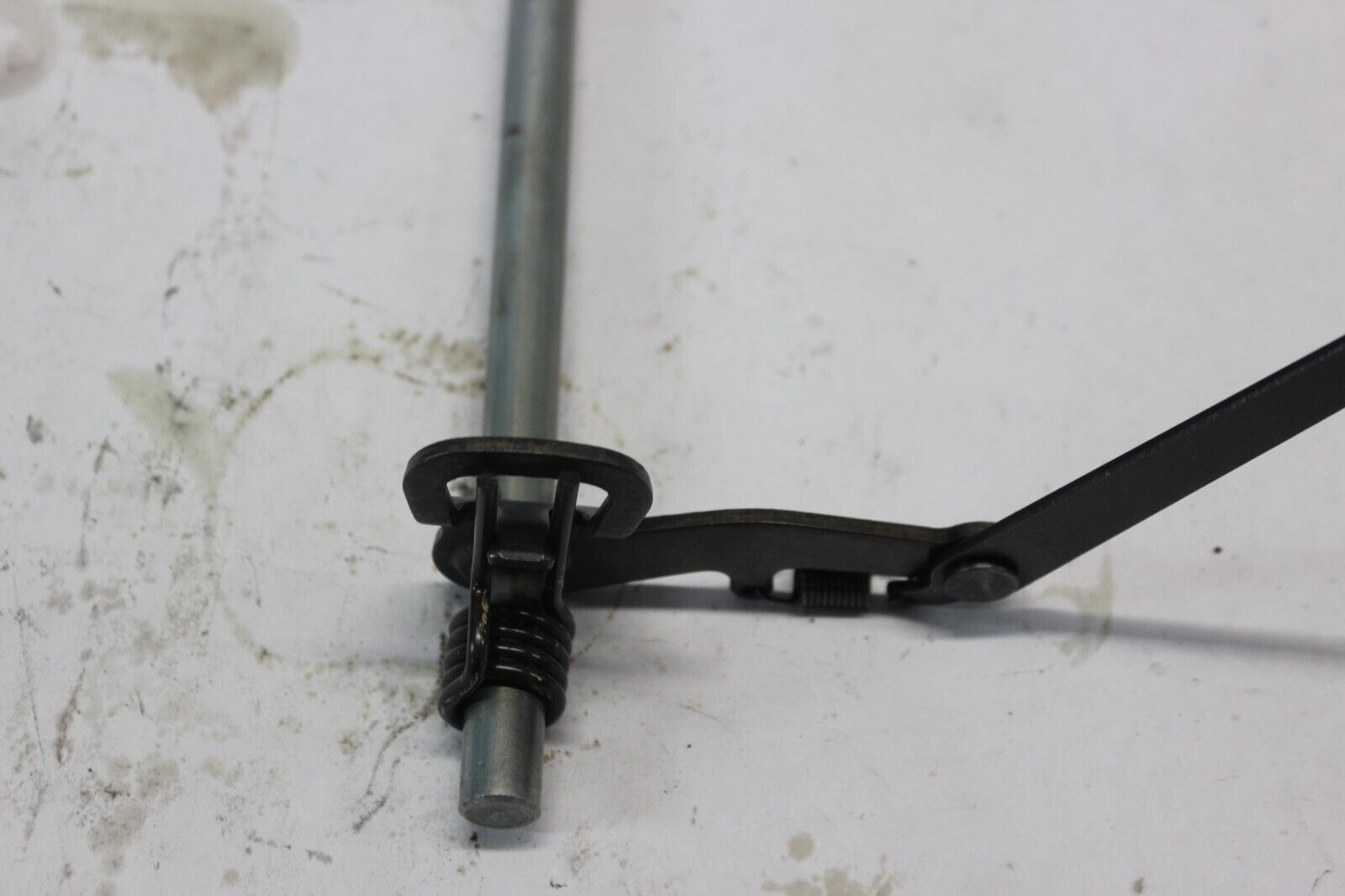 GEARSHIFT SPINDLE 24610-MB0-000 1984 HONDA VF700C