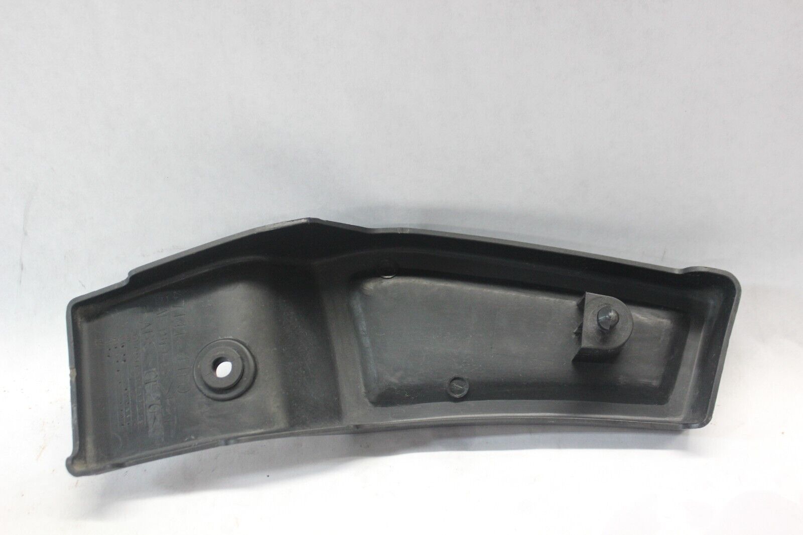 REAR RIGHT SIDE COVER BLACK 47141-41F00-019 2003 VL800 VOLUSIA