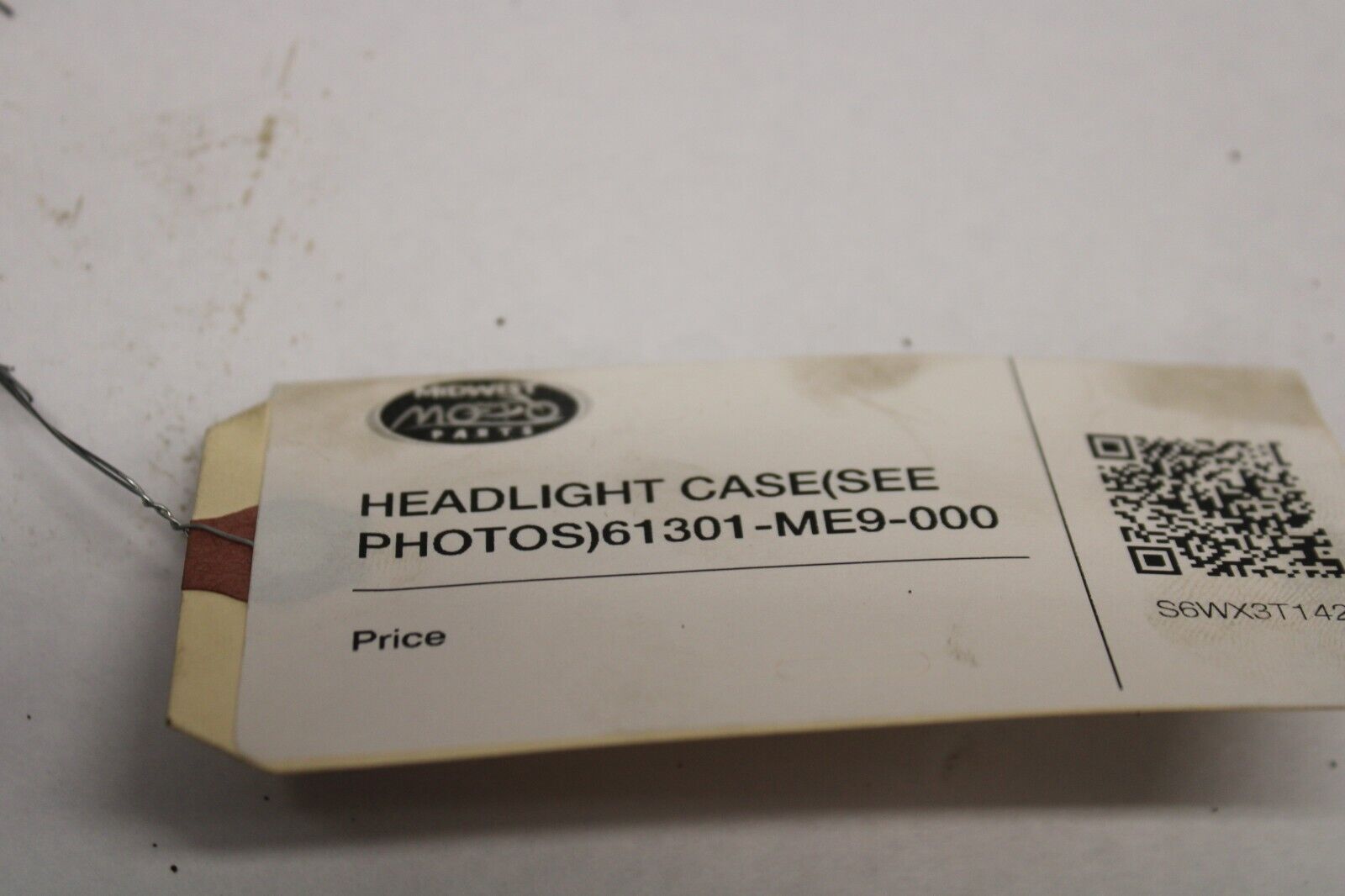 HEADLIGHT CASE (SEE PHOTOS) 61301-ME9-000 1983 Honda VT750C Shadow