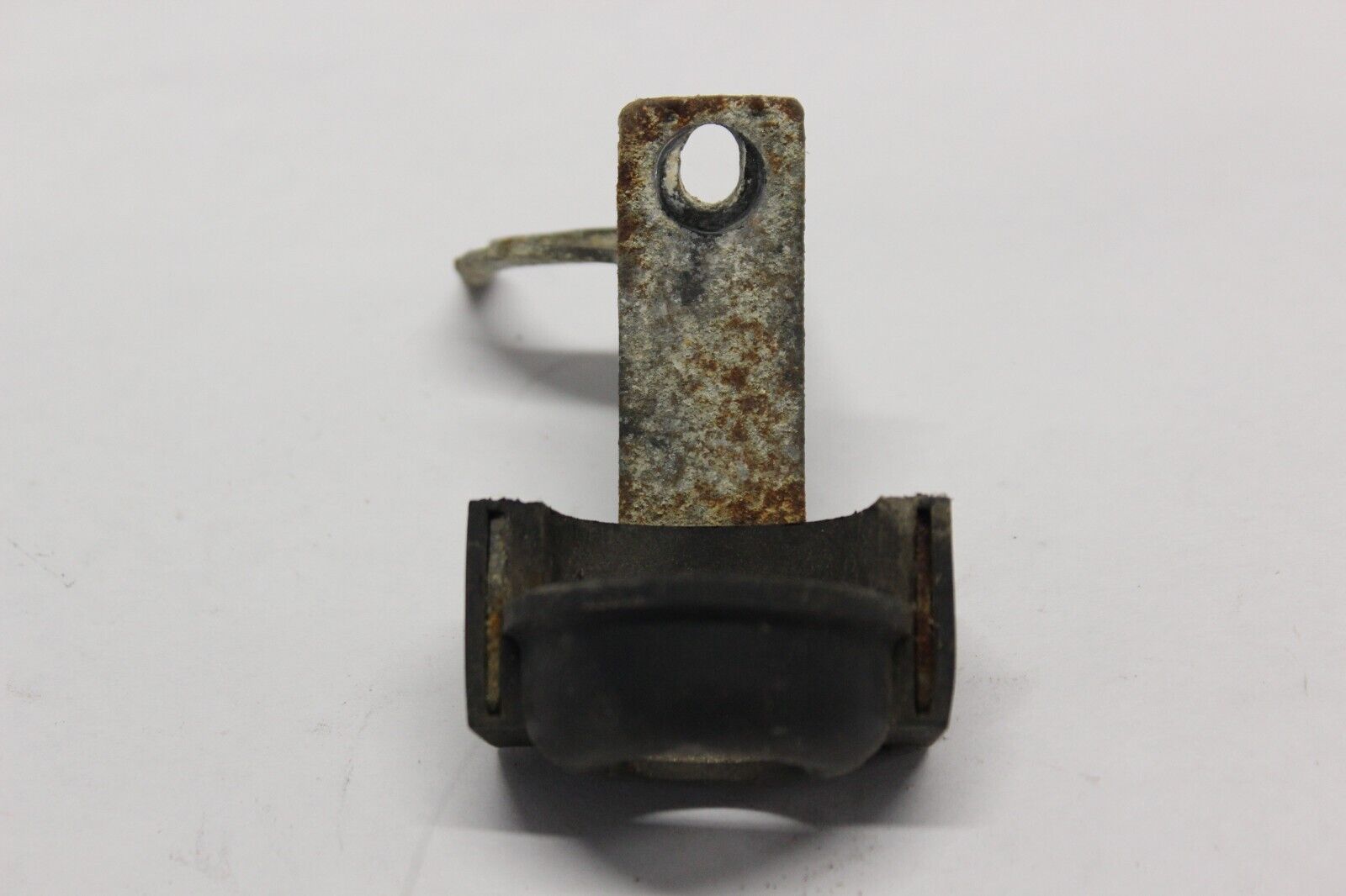 Reserve Tank Setting Stay (SEE PHOTOS) 19105-MB1-000 1984 Honda VF700C