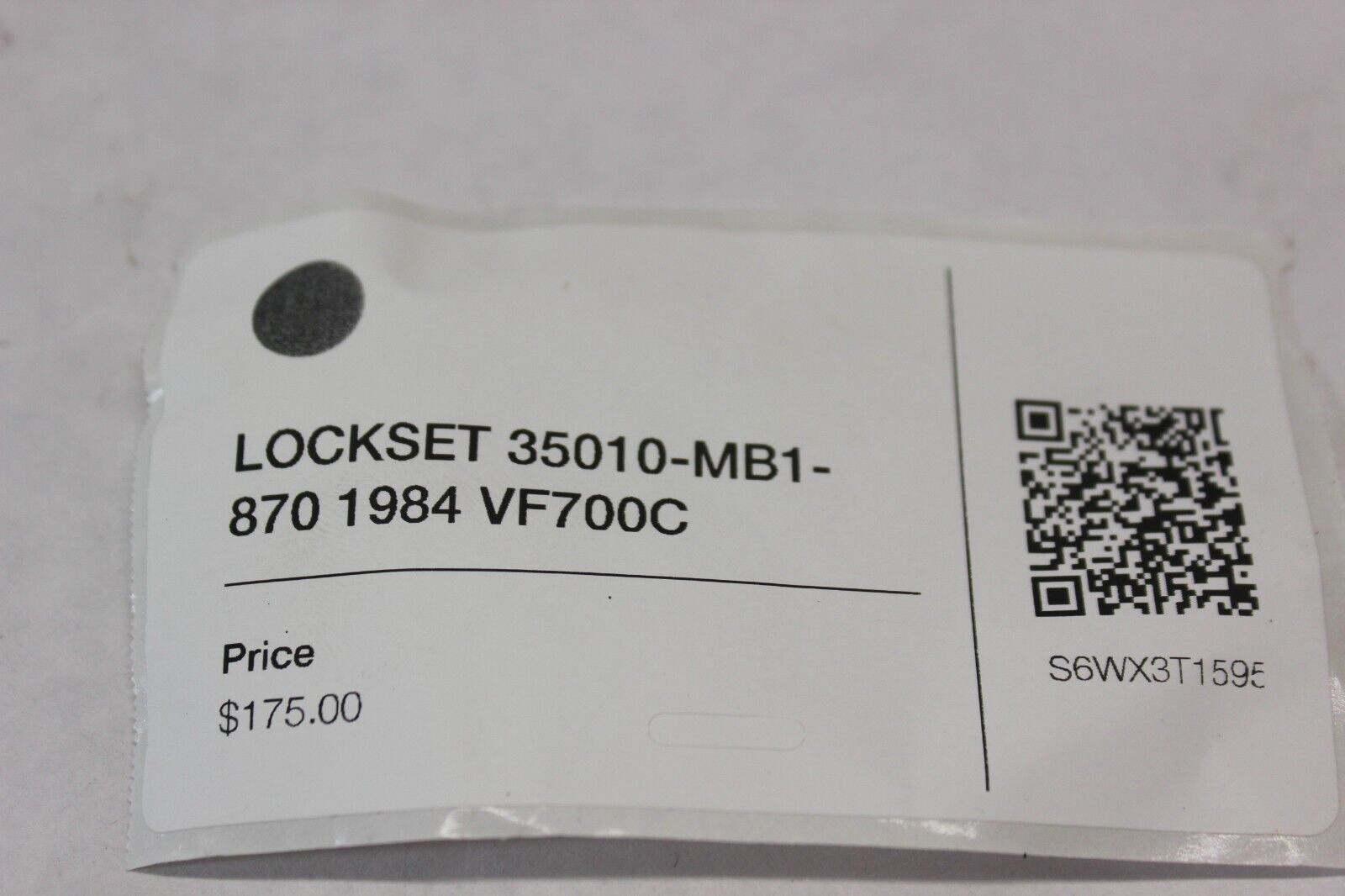 LOCKSET 35010-MB1-870 1984 Honda VF700C