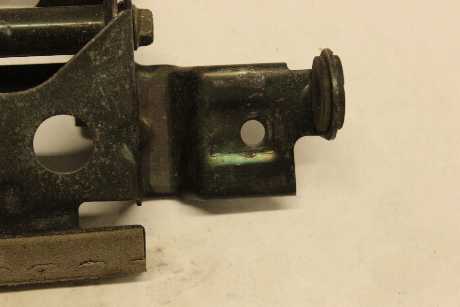 Gas Tank BRACKET, NO.2 1999 Suzuki GSX-R600 44550-33E00