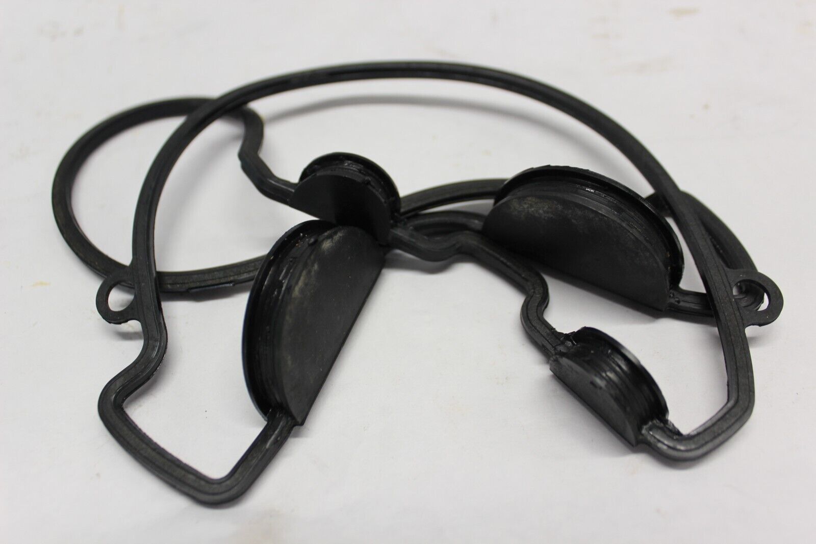 HEAD COVER GASKET 1 11173-33E00 1999 GSX R600