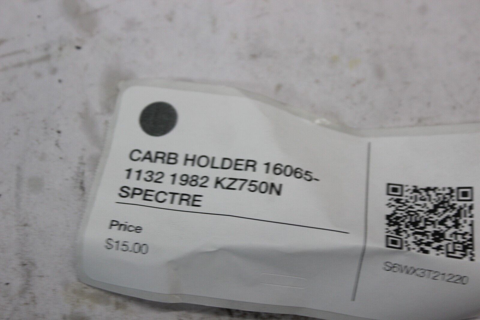 CARB HOLDER 16065-1132 1982 KZ750N SPECTRE