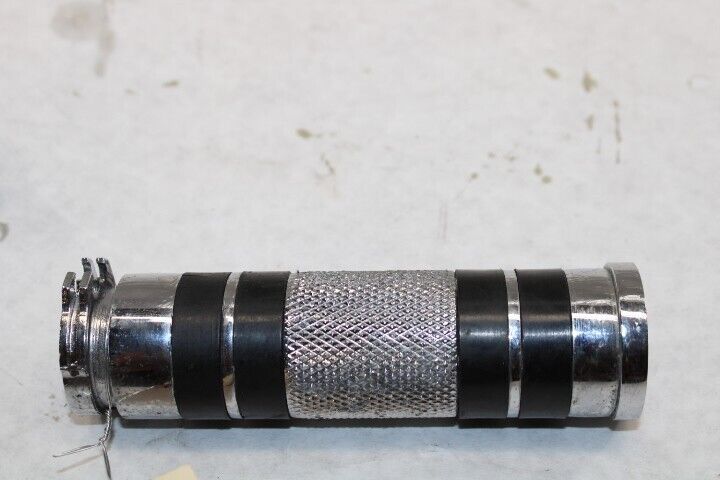 Throttle Grip Blk/Chrome 4NK-26240-00 2002 Yamaha RoadStar XV1600A