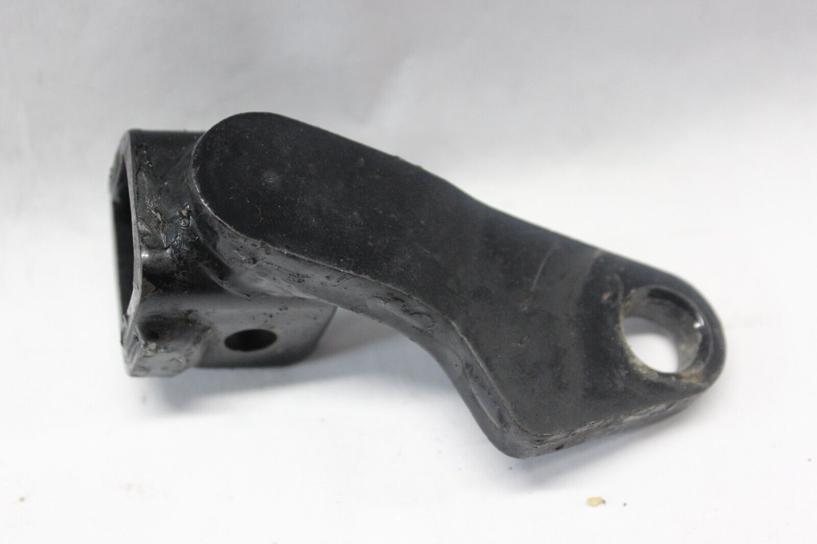 FRONT RIGHT STEP HOLDER 34003-1129 1982 Kawasaki Spectre KZ750N