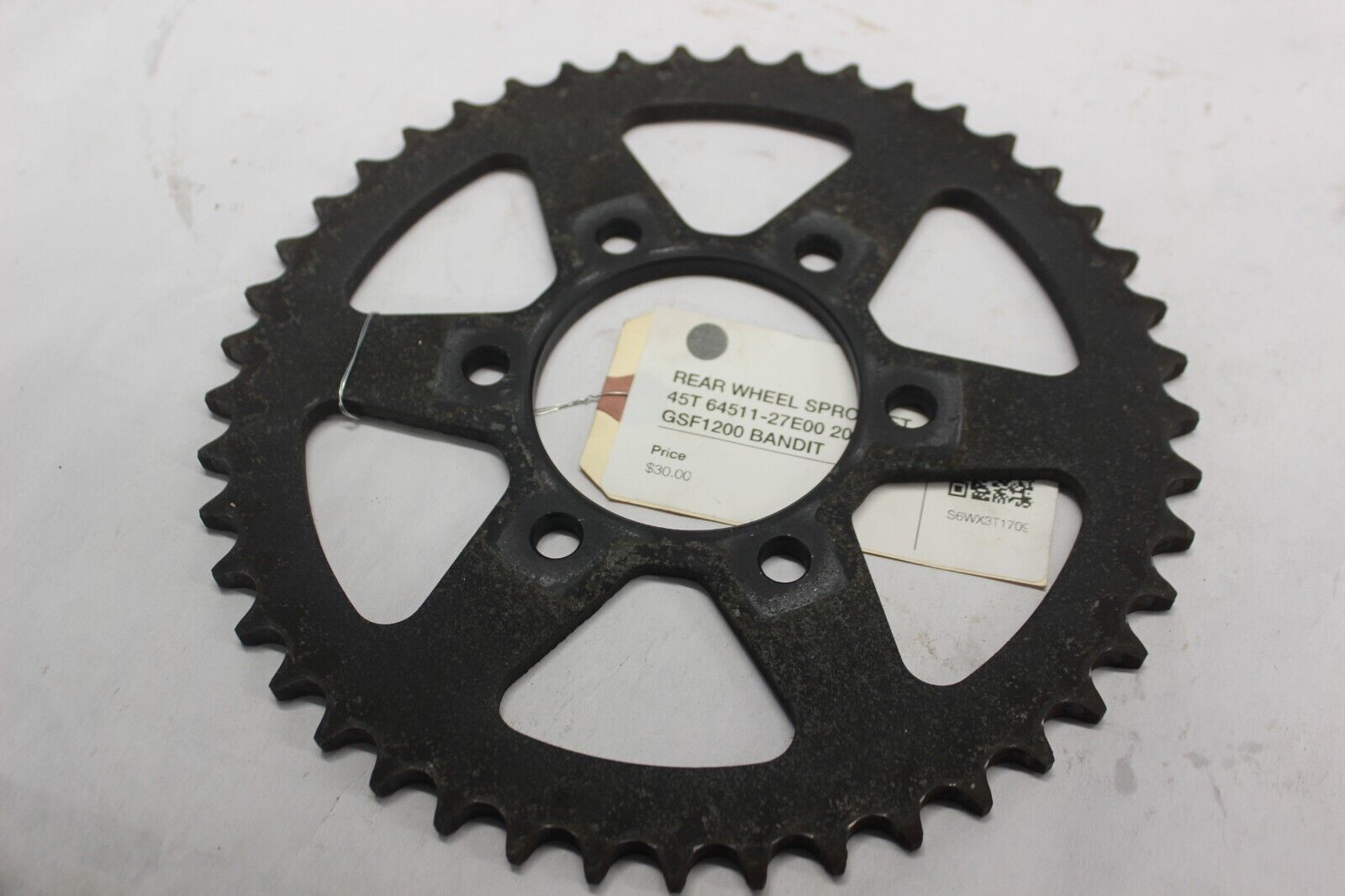 REAR WHEEL SPROCKET 45T 64511-27E00 2001 GSF1200 SUZUKI BANDIT