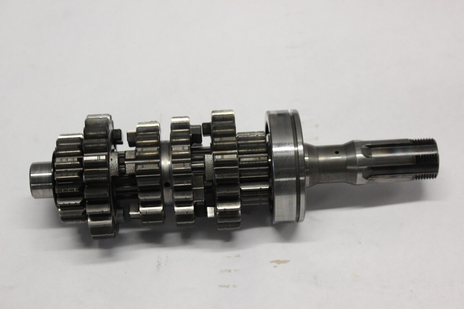 COUNTERSHAFT W/GEARS 24120-33E00 1999 GSX R600